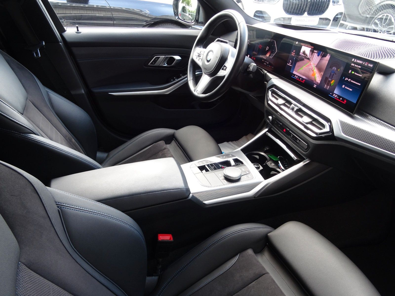 BMW 330 i Touring xDrive Aut M Sportpaket Navi LEDer — photo 8