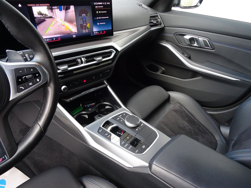 BMW 330 i Touring xDrive Aut M Sportpaket Navi LEDer — photo 11