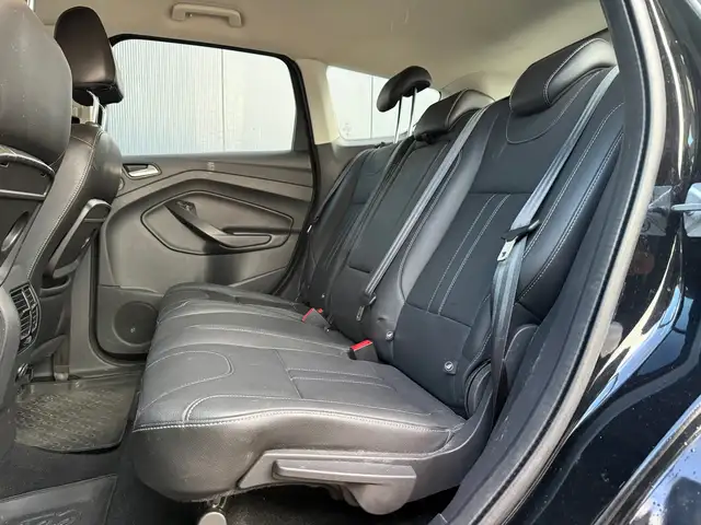 Ford Kuga view 25