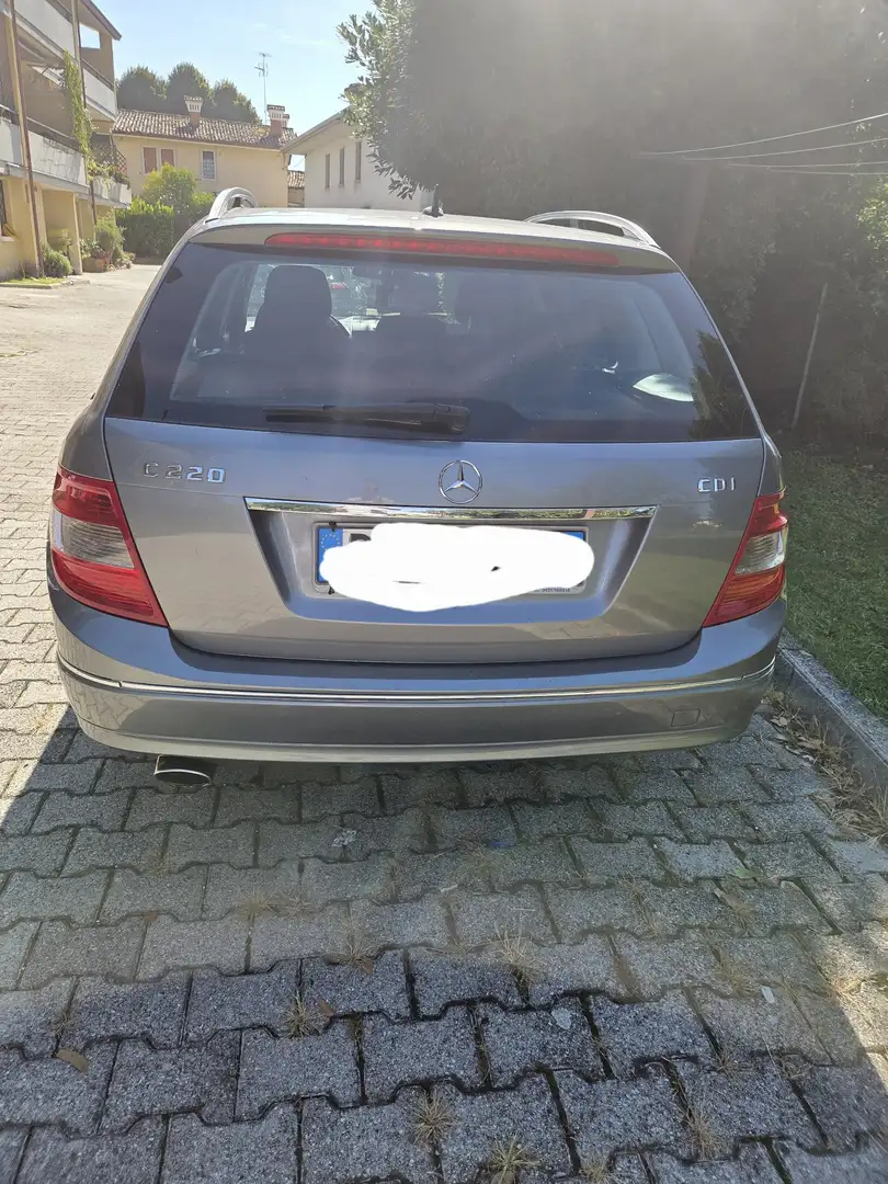 Mercedes-Benz 220 - 1