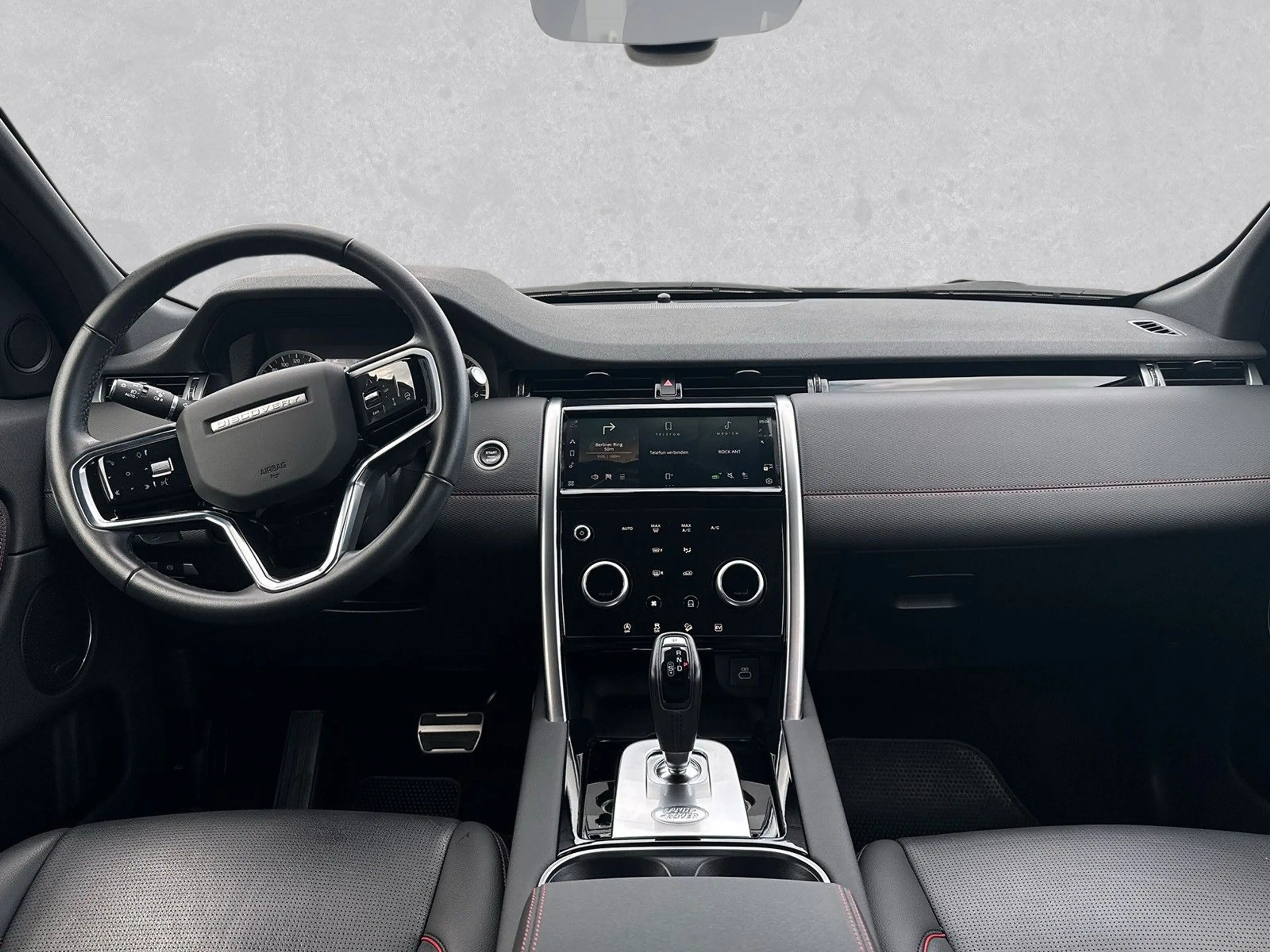 Land Rover Discovery Sport DISCOVERY SPORT P300e R-Dynamic SE — photo 4
