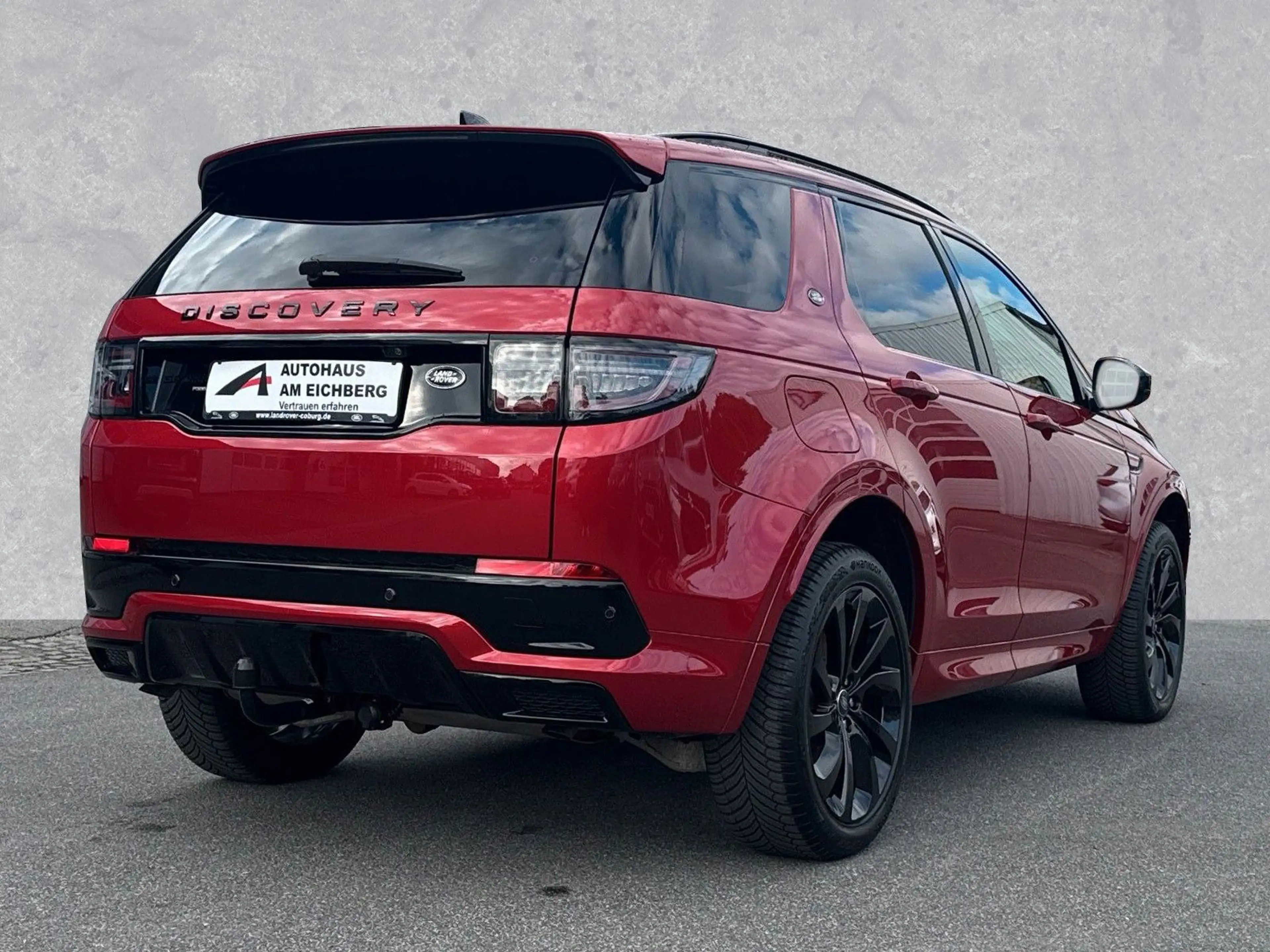 Land Rover Discovery Sport DISCOVERY SPORT P300e R-Dynamic SE — photo 2