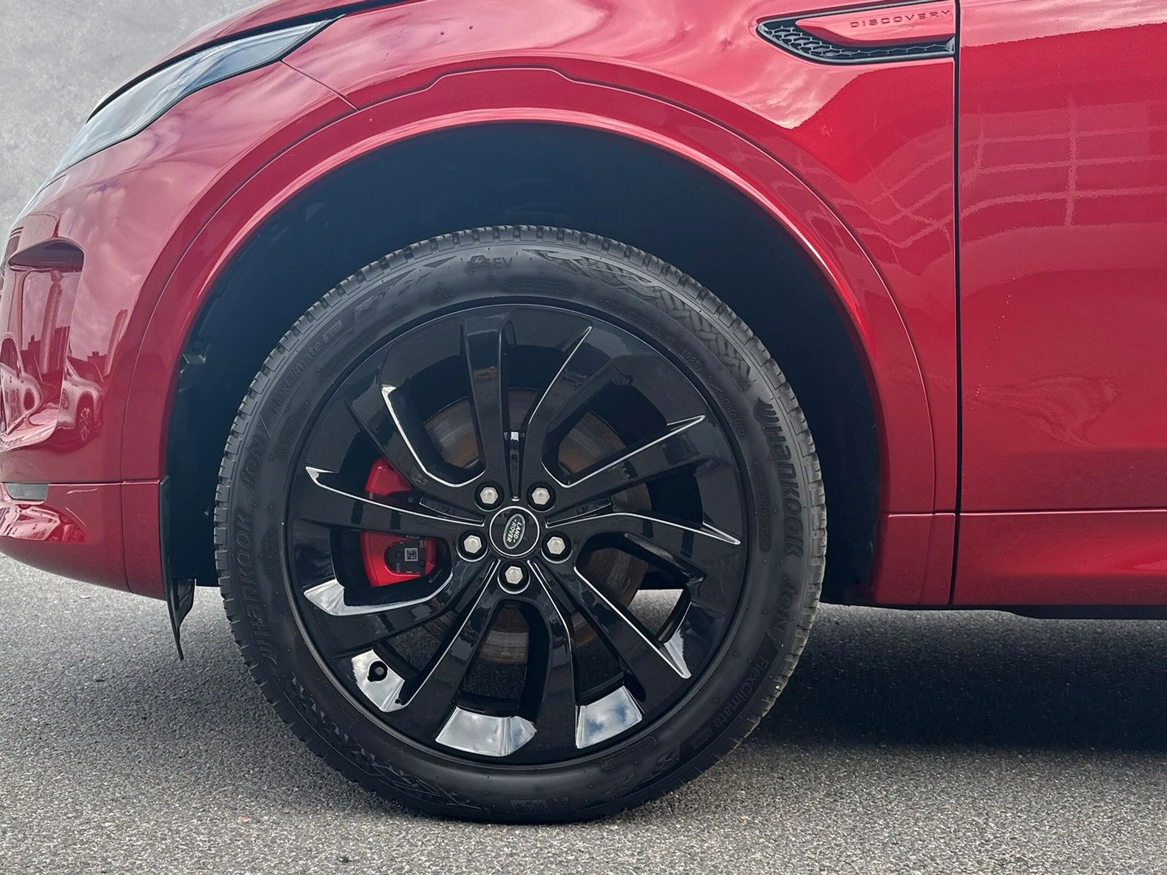 Land Rover Discovery Sport DISCOVERY SPORT P300e R-Dynamic SE — photo 9