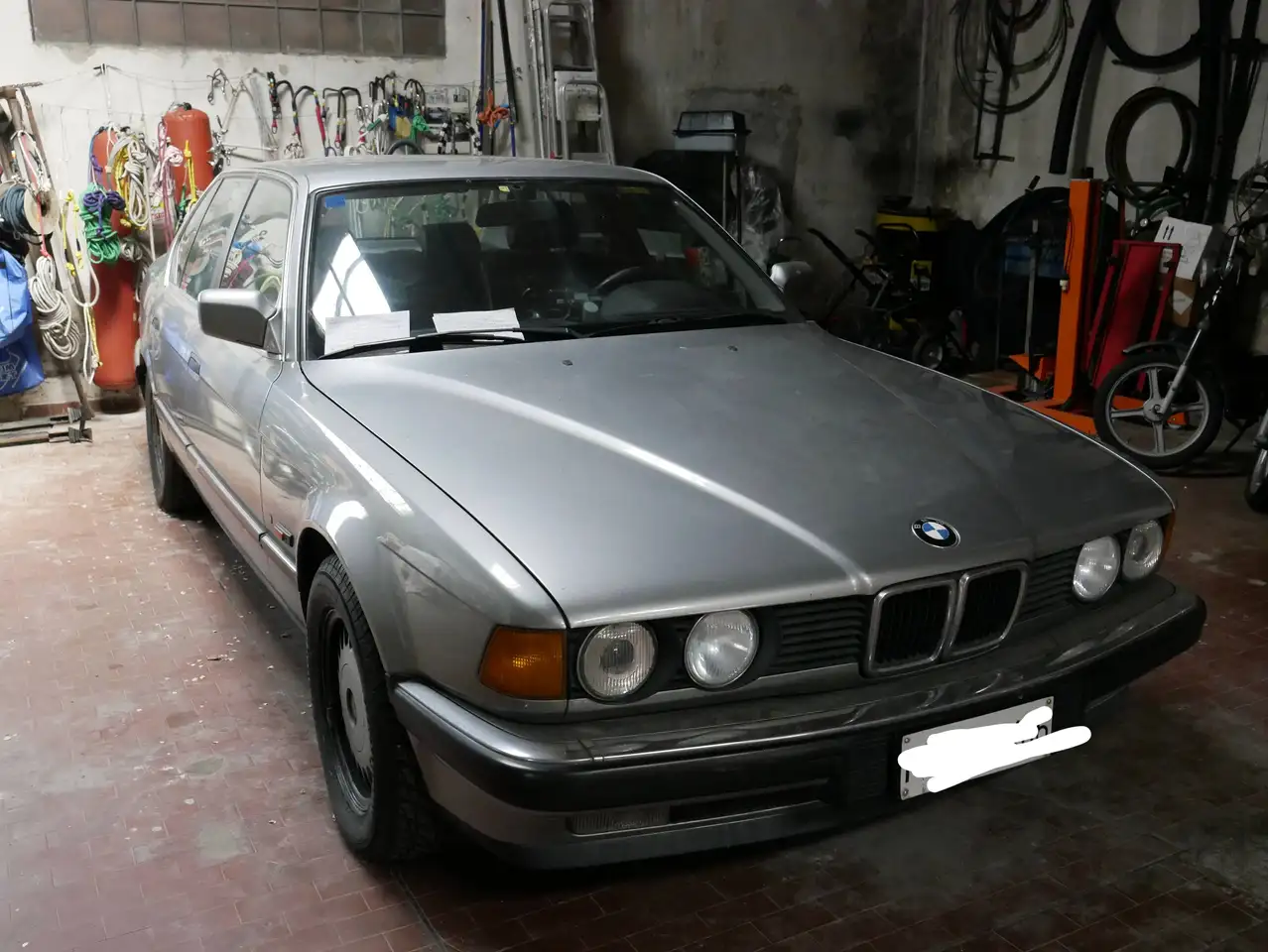 BMW 735i c/abs, foto 2