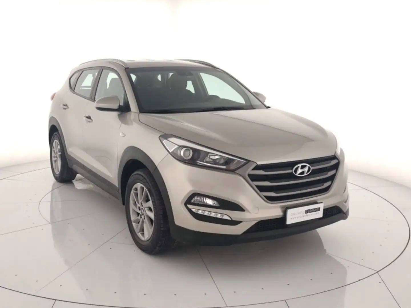 Hyundai TUCSON 1.7 crdi Comfort 2wd 115cv Beige - 2