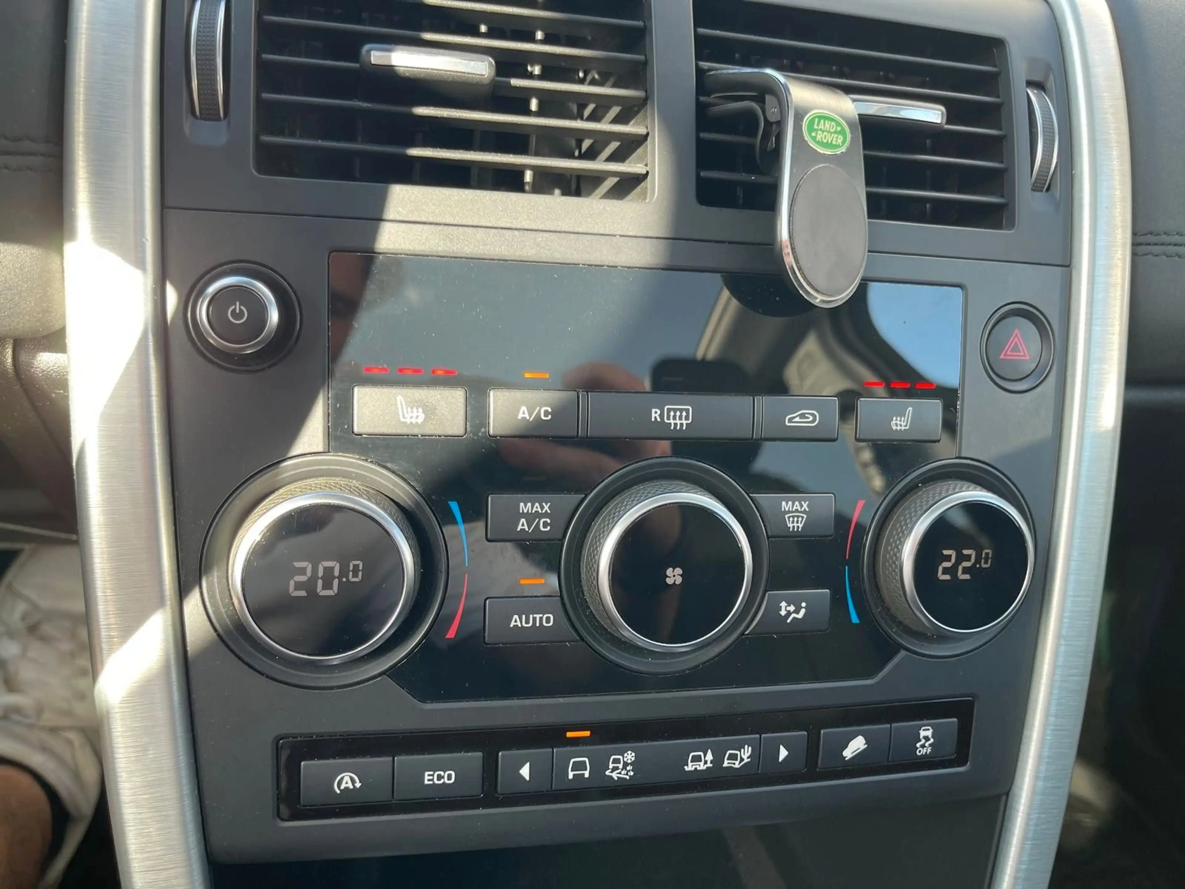 Land Rover Discovery Sport SE AWD/PANO/NAVI/SHZ — photo 14