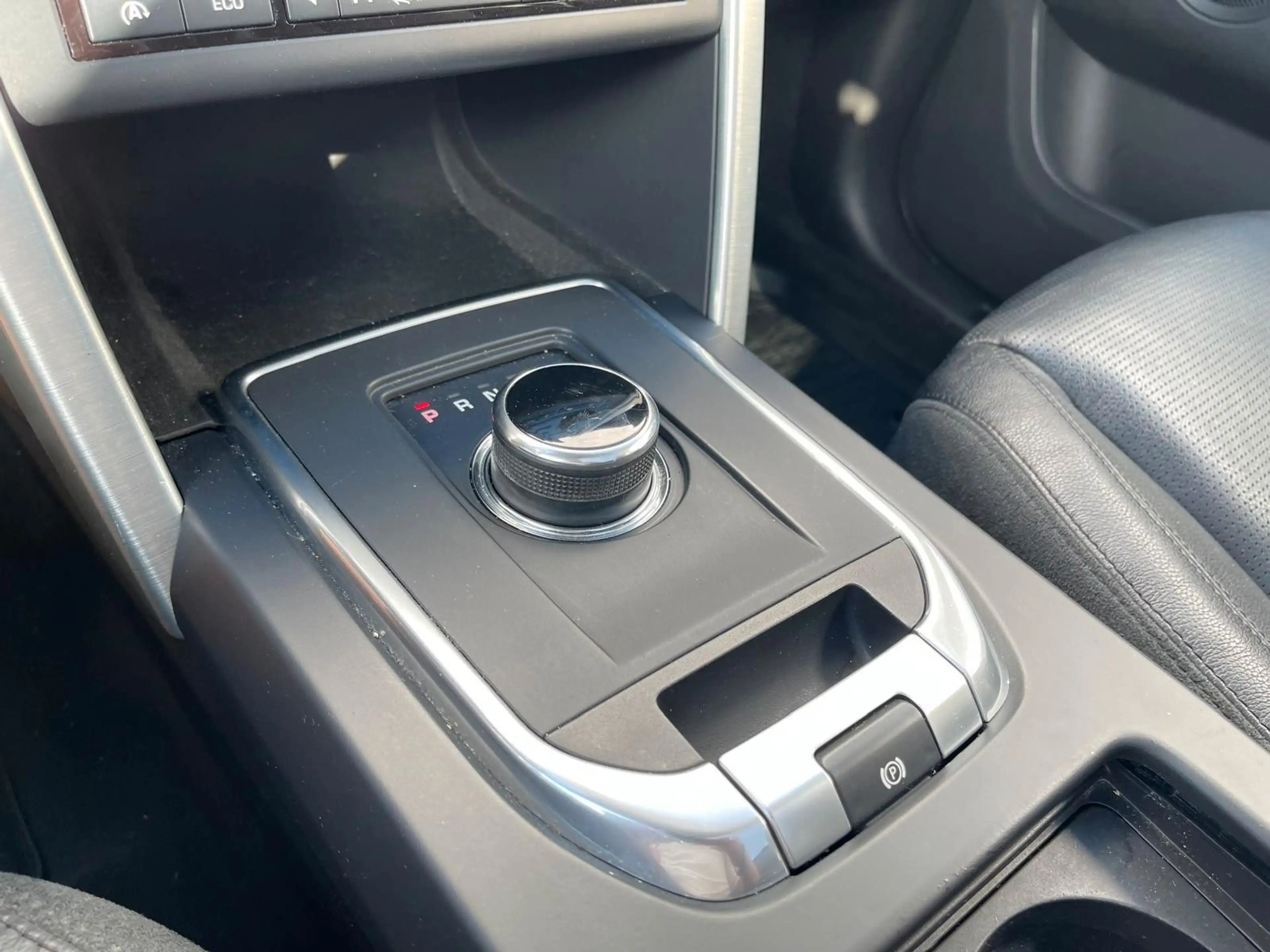 Land Rover Discovery Sport SE AWD/PANO/NAVI/SHZ — photo 15