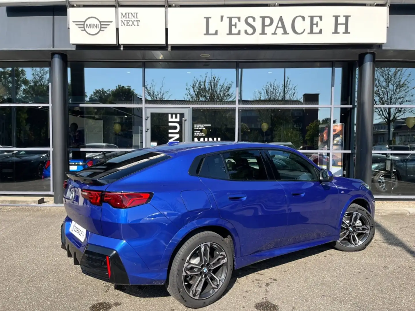 BMW X2 sDrive20iA 170ch M Sport DKG7 Bleu - 2