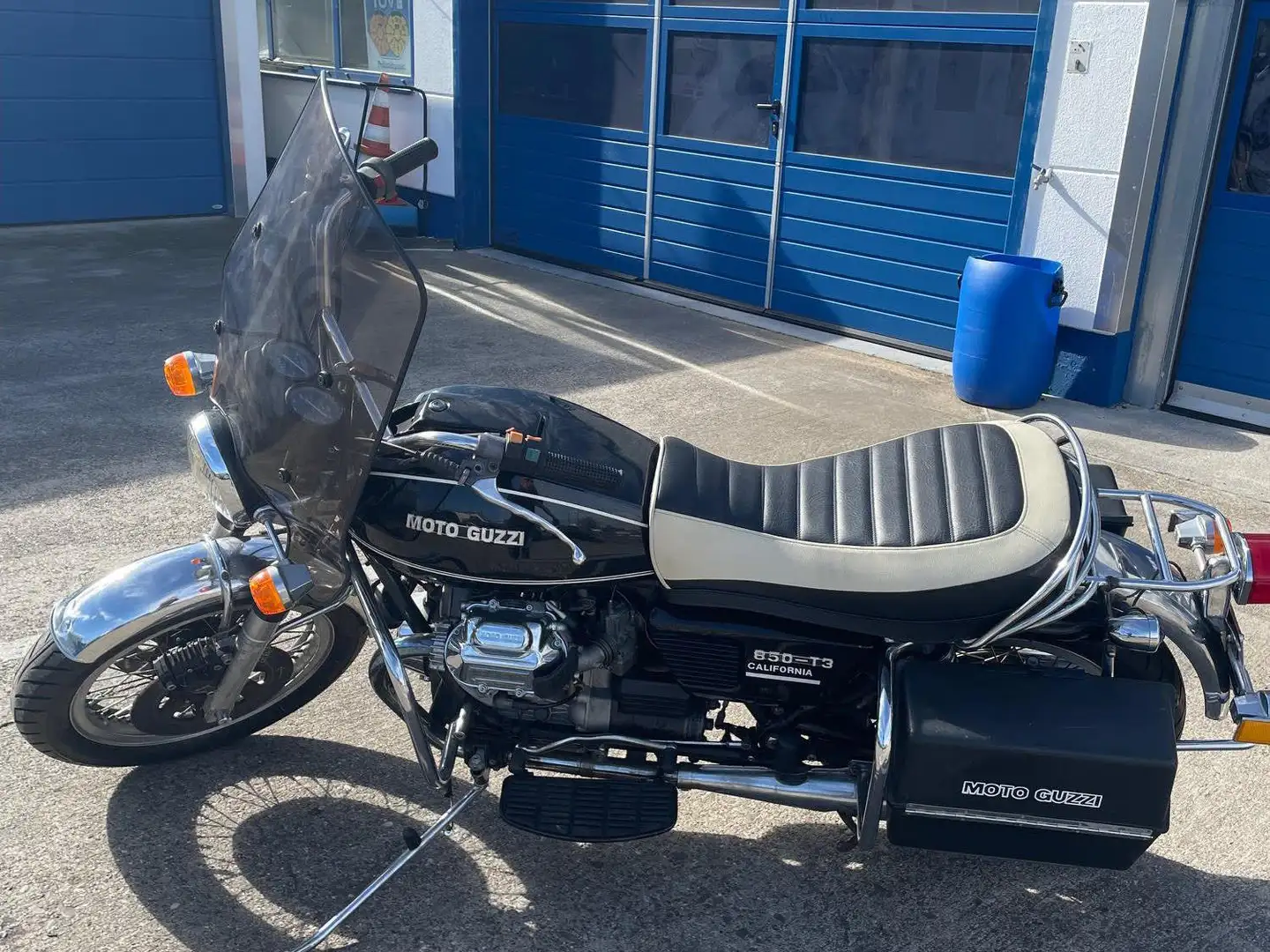 Moto Guzzi California 850 850-T3 Black - 1