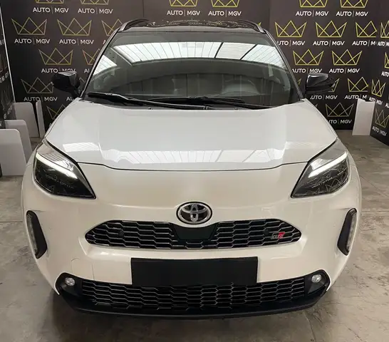 Toyota Yaris Cross view 2