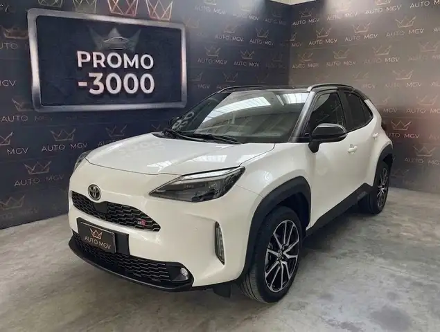 2023 Toyota Yaris Cross in White for sale