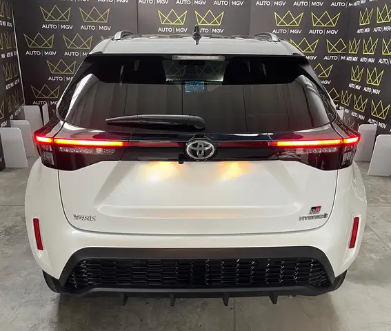 Toyota Yaris Cross view 5