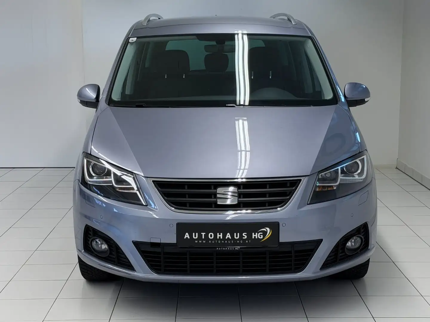 SEAT Alhambra 2.0 TDI Executive 4Drive Allrad*AHK*R-KAMERA* Grau - 2
