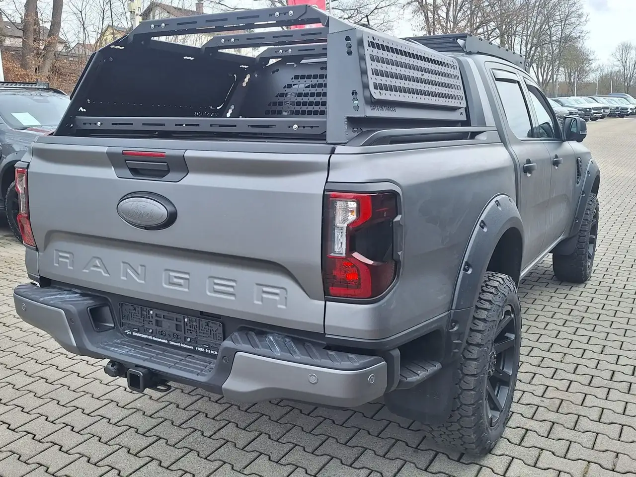 Ford Ranger Platinum 3,0 FOLIERT HÖHER 20ZUmbau Standhz Np90 13