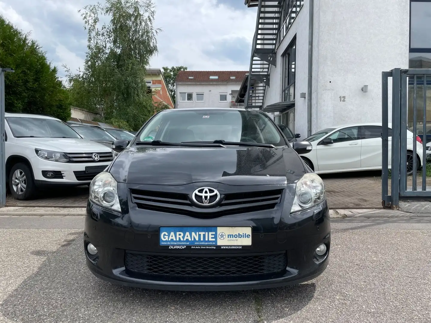 Toyota Auris D-CAT Schwarz - 2