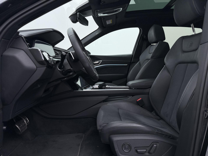 Audi Q8 e-tron 55 quattro 408 PK S Edition Competition 115 kWh | — photo 4