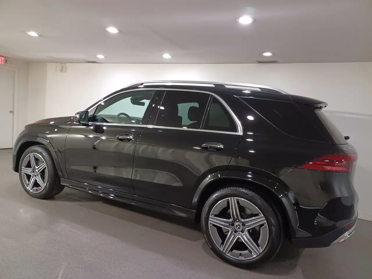 Mercedes-Benz GLE снимка Mercedes-Benz GLE