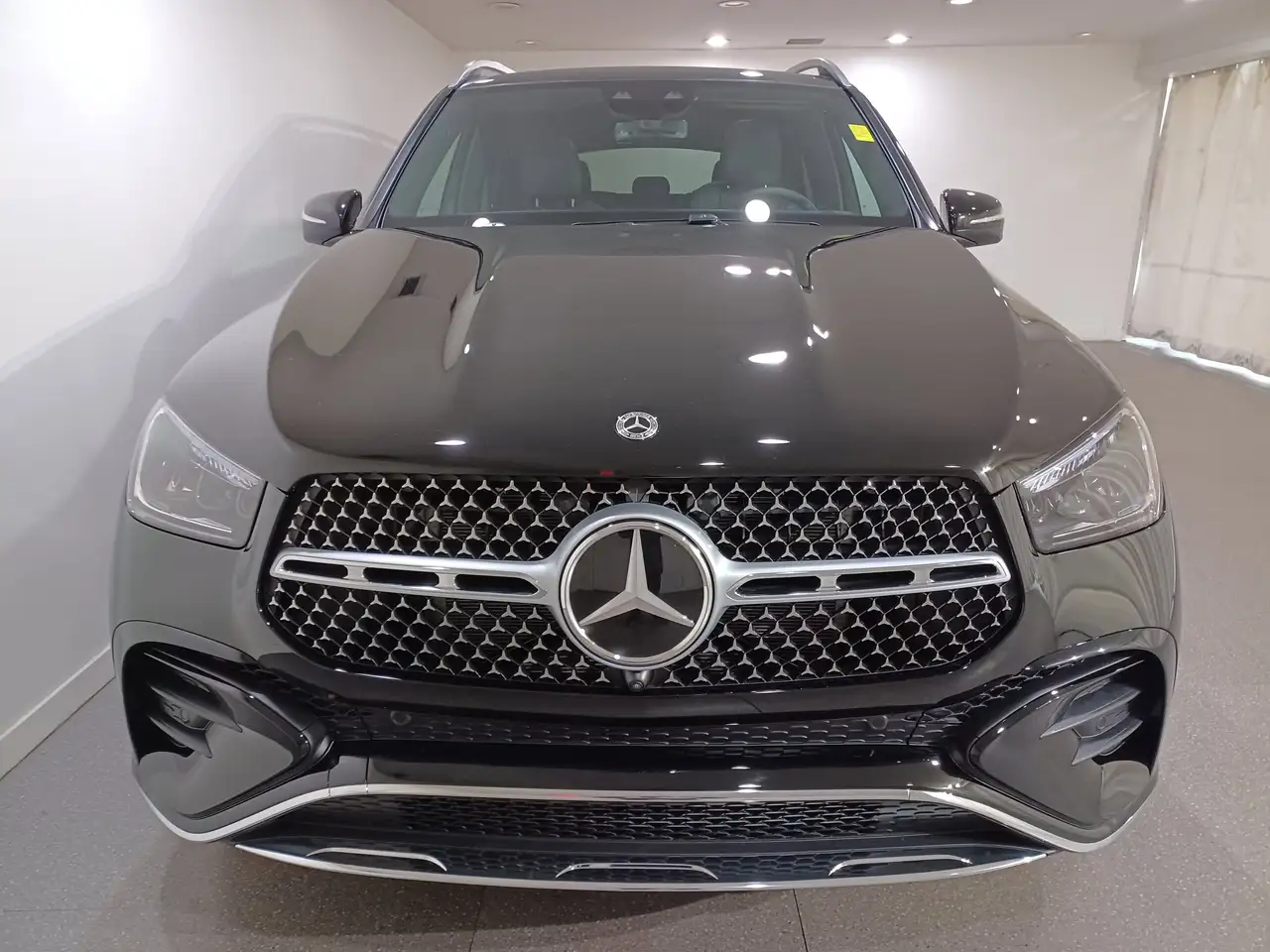 Mercedes-Benz GLE снимка Mercedes-Benz GLE