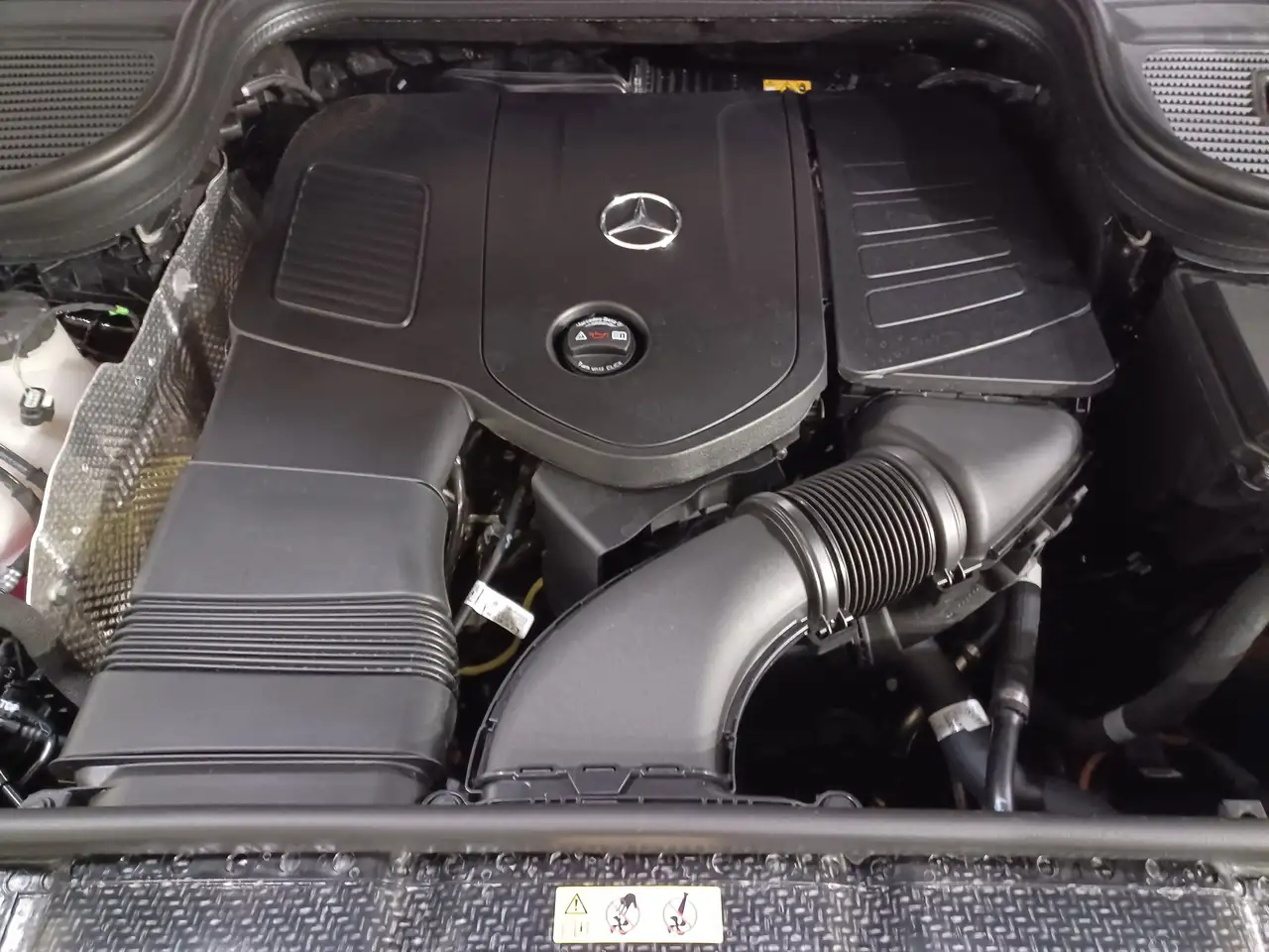 Mercedes-Benz GLE снимка Mercedes-Benz GLE