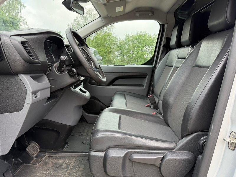 Citroen Jumpy — photo 10