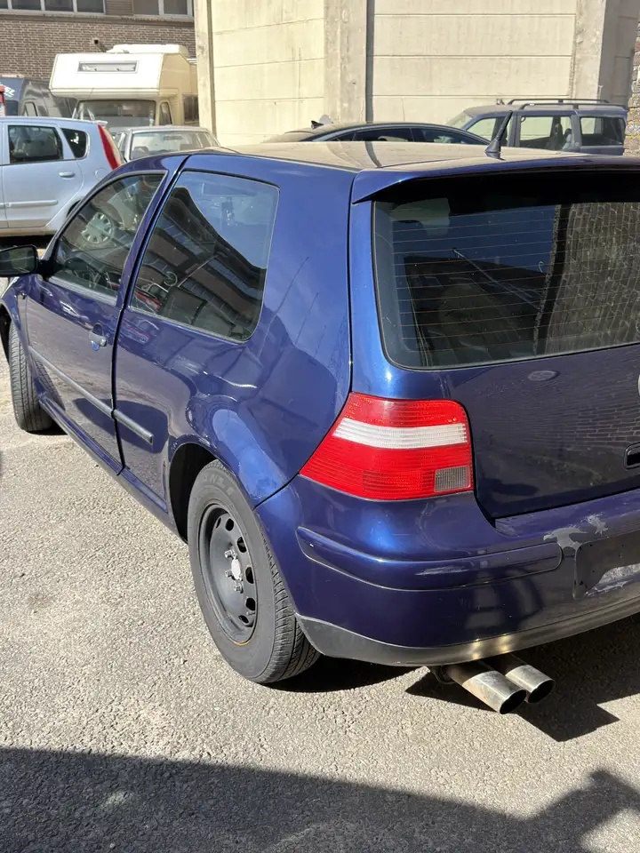 Volkswagen Golf 1.6i Base, foto 3