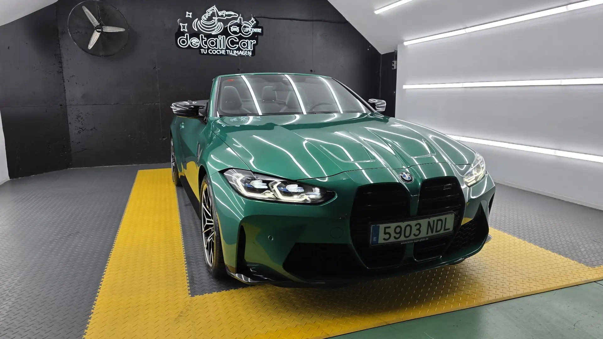 BMW M4 Cabrio Competition M xDrive - 2