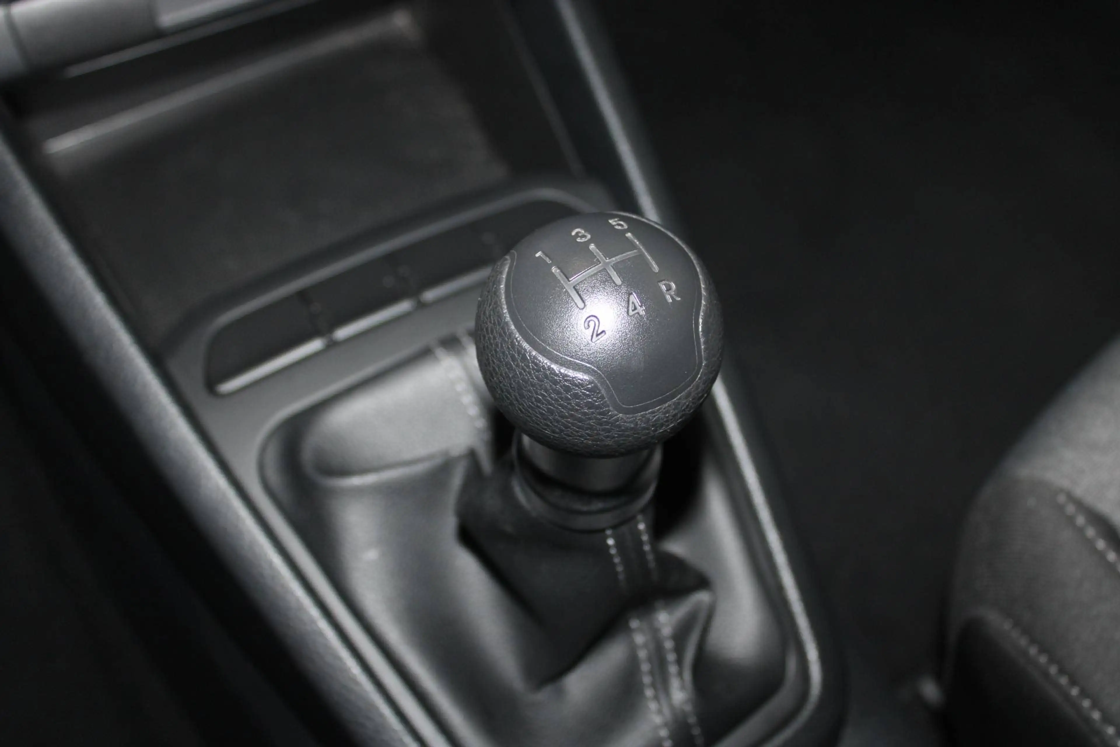 Kia Stonic Stonic KLIMA NAVI Kamera PDC DAB usw. 1.Hand — photo 14