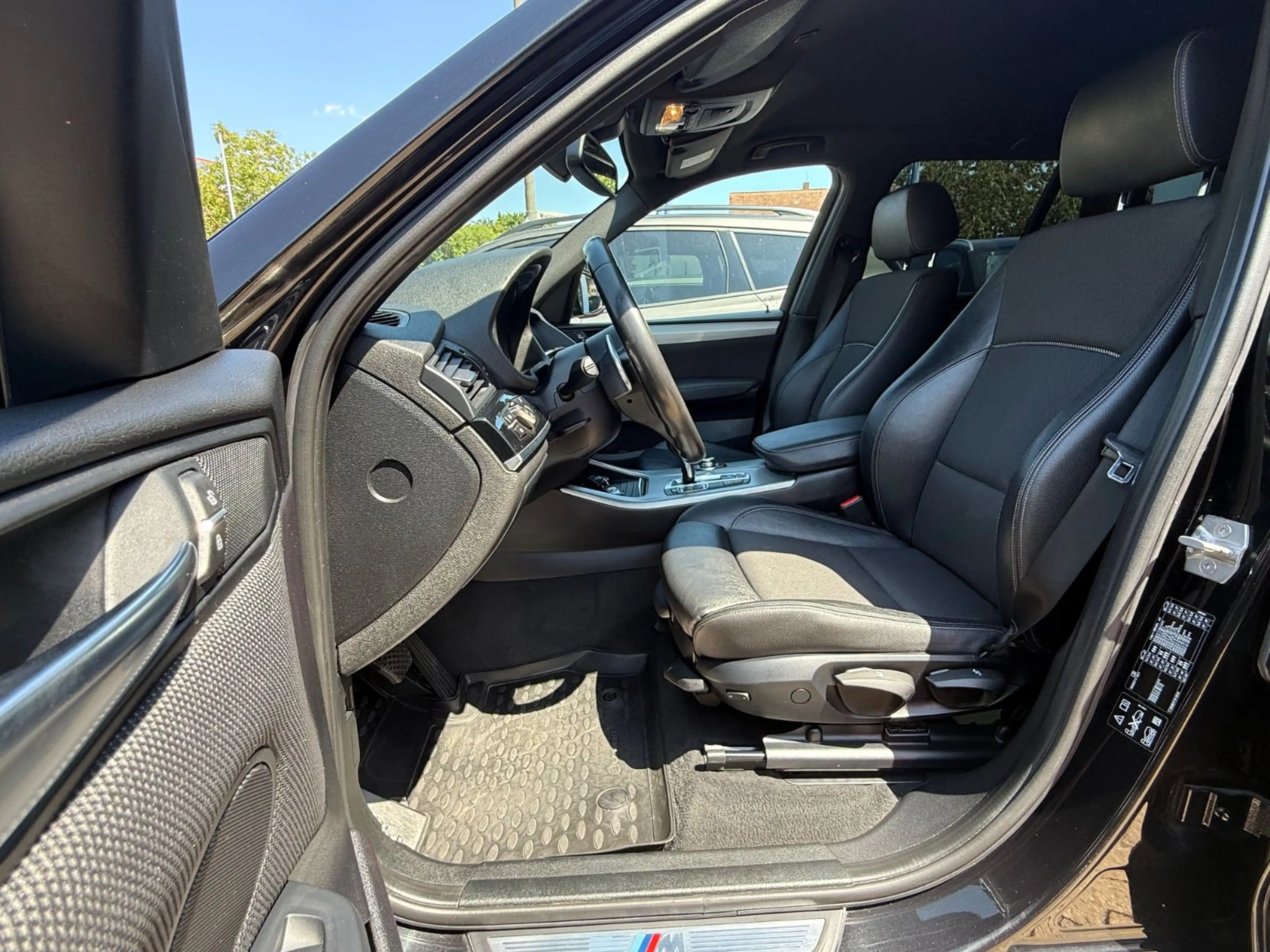 BMW X3 xDrive 20 d M Sport Paket-LEDER-NAV-XEN-19Z- — photo 8