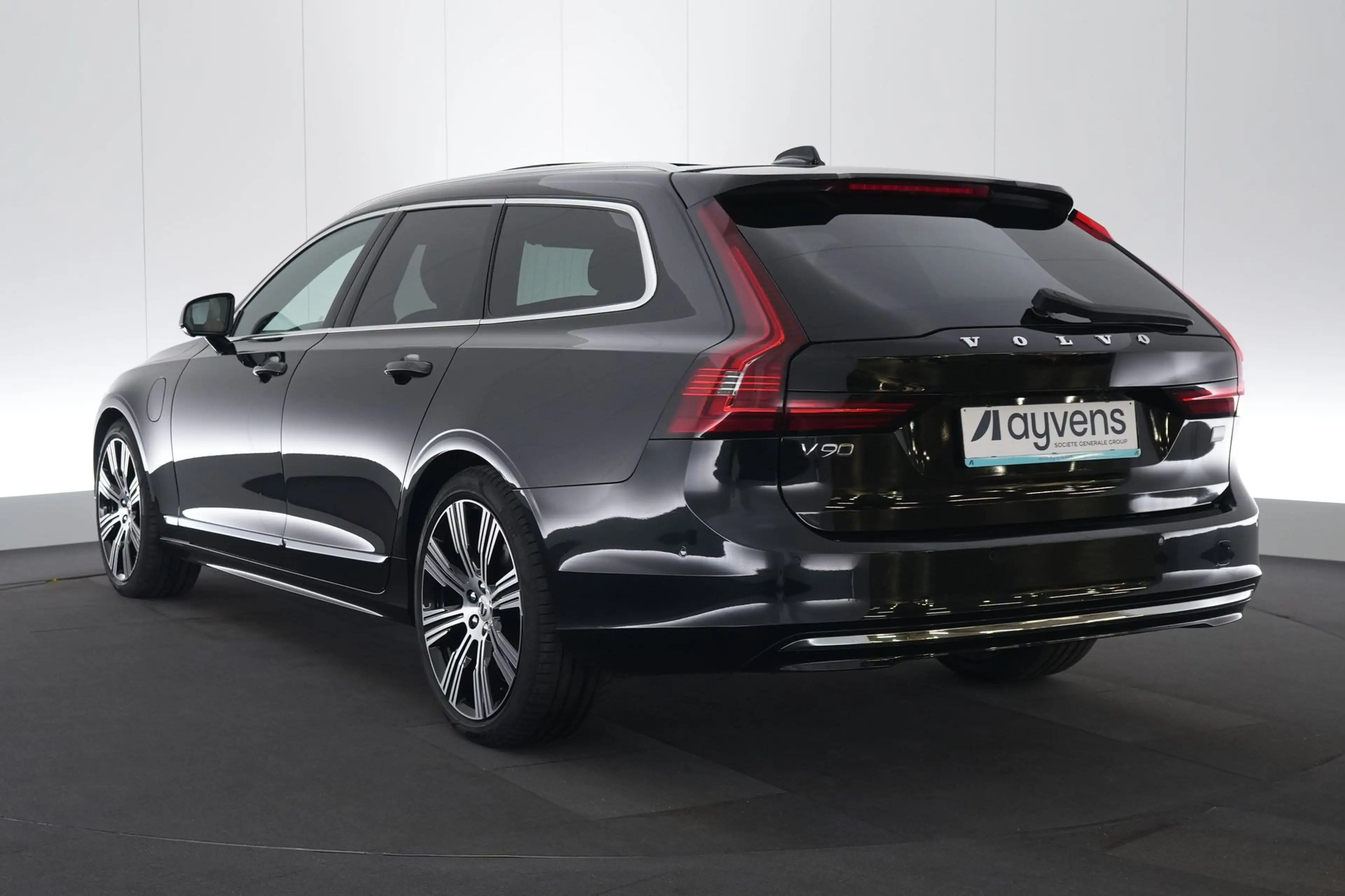 Volvo V90 2.0 T6 4WD PHEV Ultimate Bright LEDER/CUIR LED GPS — photo 4