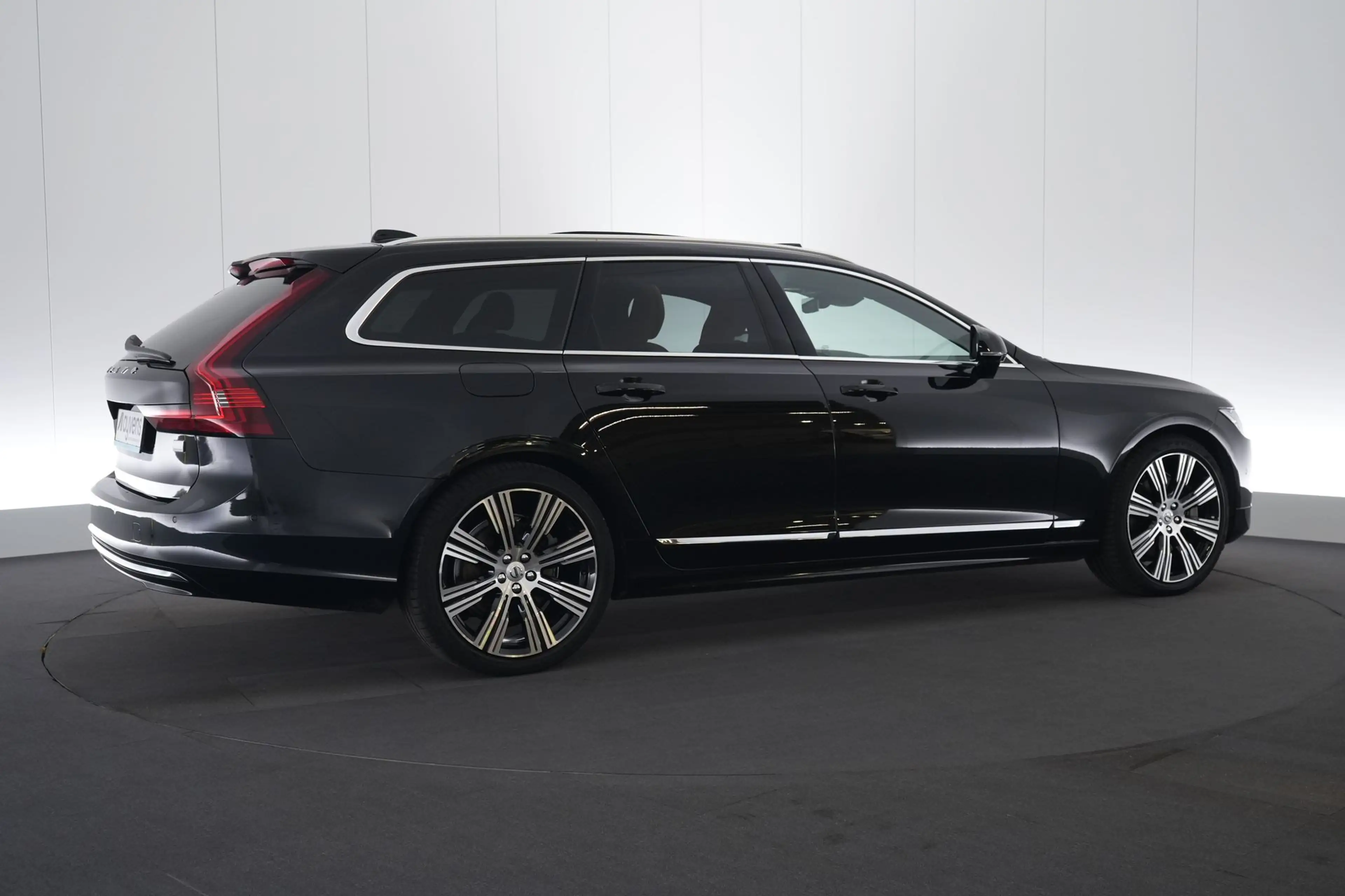 Volvo V90 2.0 T6 4WD PHEV Ultimate Bright LEDER/CUIR LED GPS — photo 7