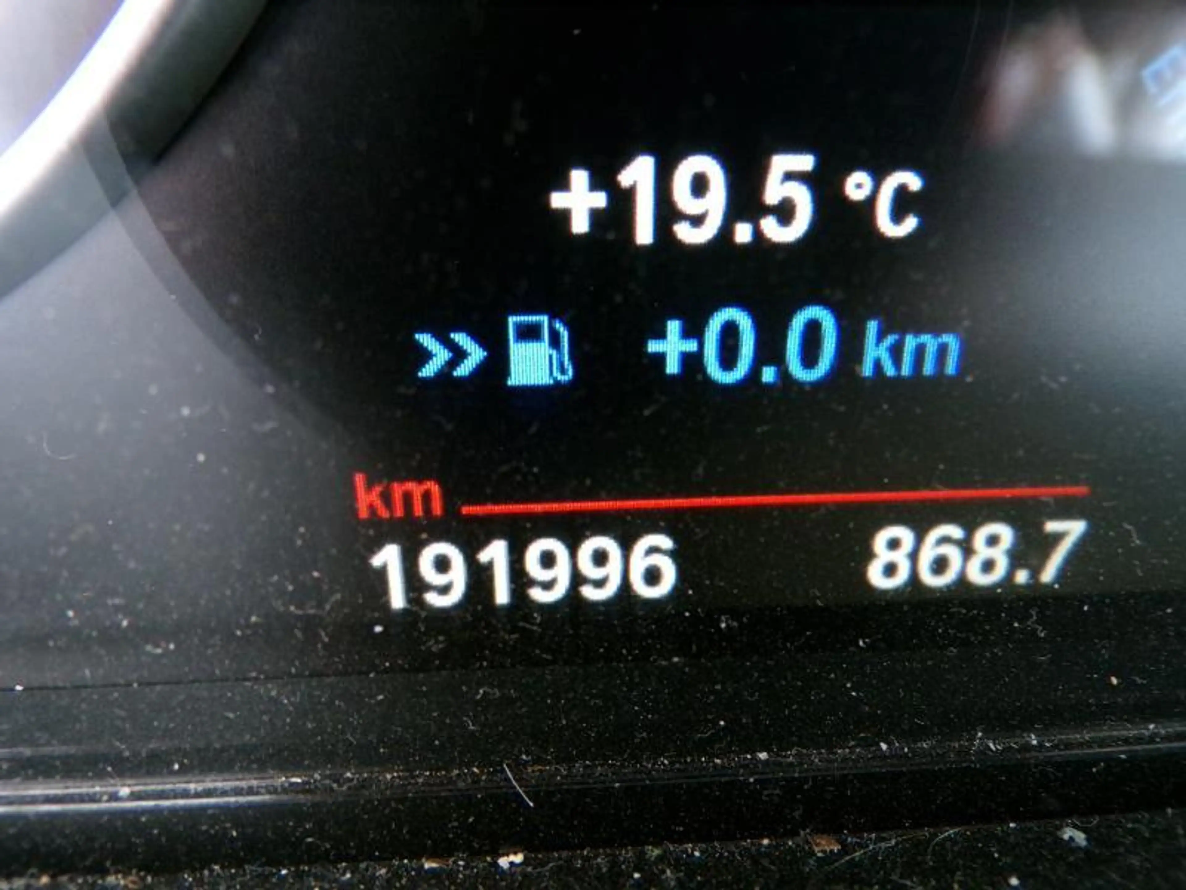 BMW X3 sDrive 18d 2.0D 150cv b.auto 04/15 Clim GPS Cruise — photo 15
