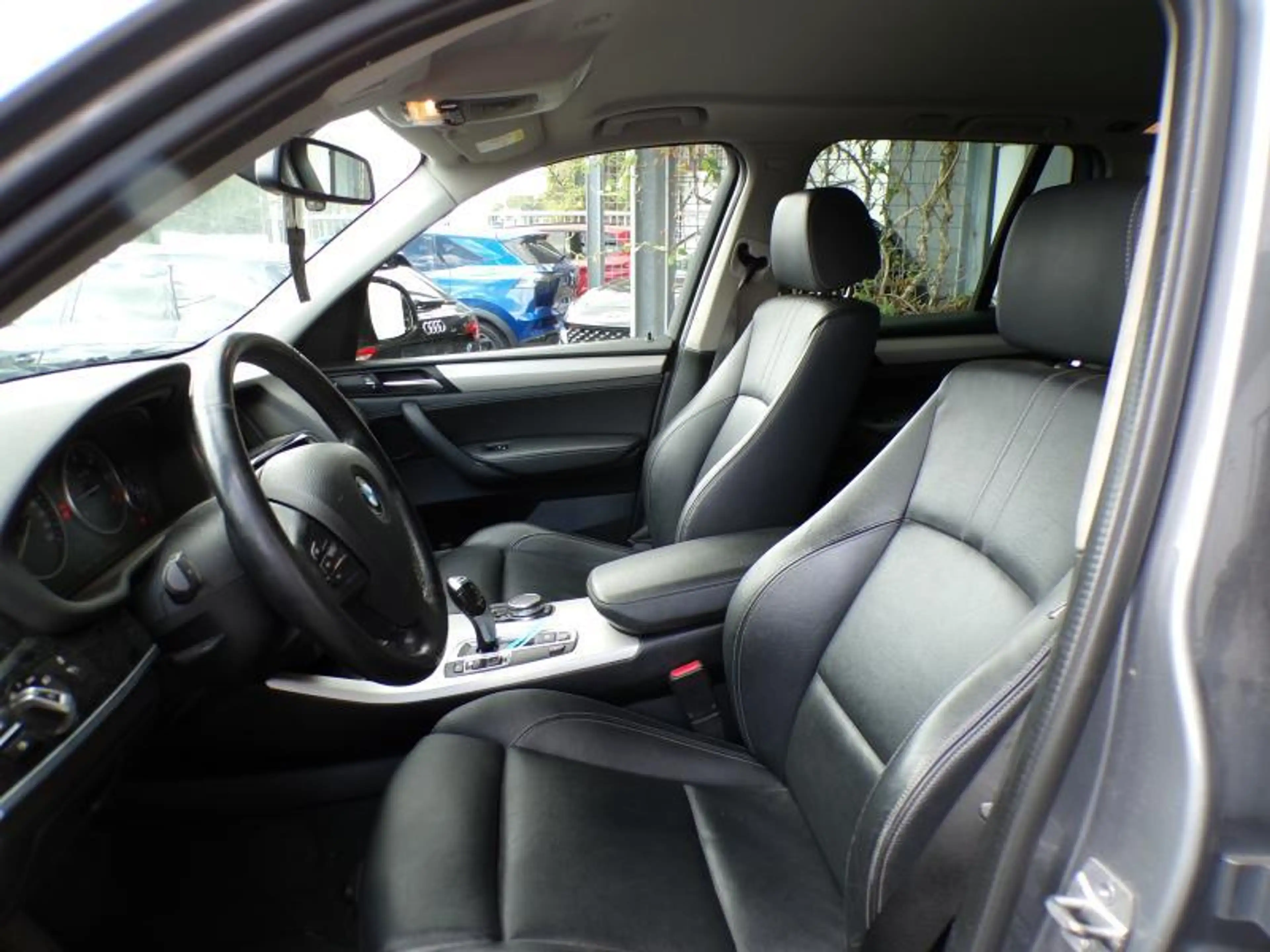 BMW X3 sDrive 18d 2.0D 150cv b.auto 04/15 Clim GPS Cruise — photo 7