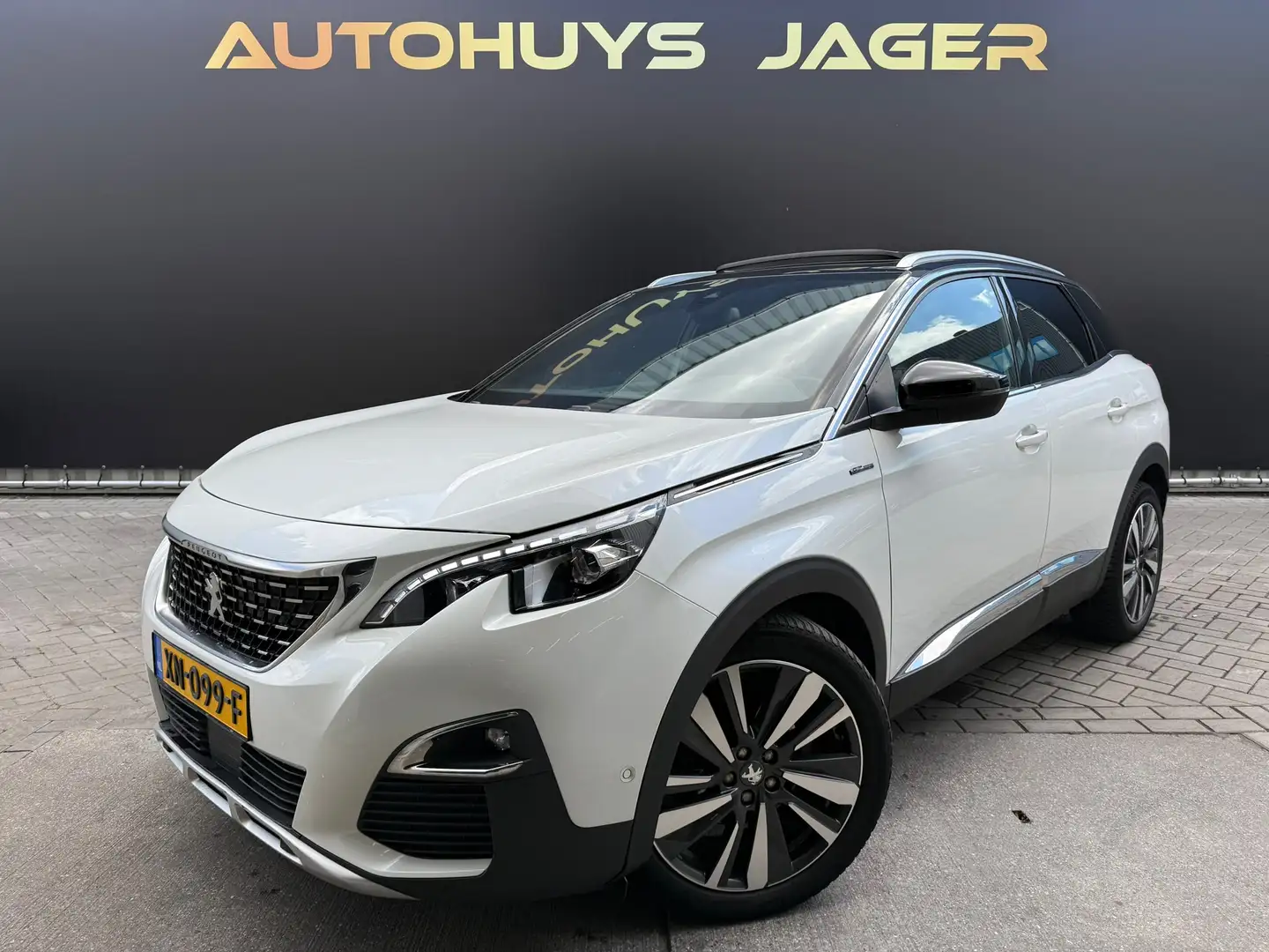 Peugeot 3008 1.6 PureTech GT Line|Pano|Massage|Trekhaak|Leer Wit - 1