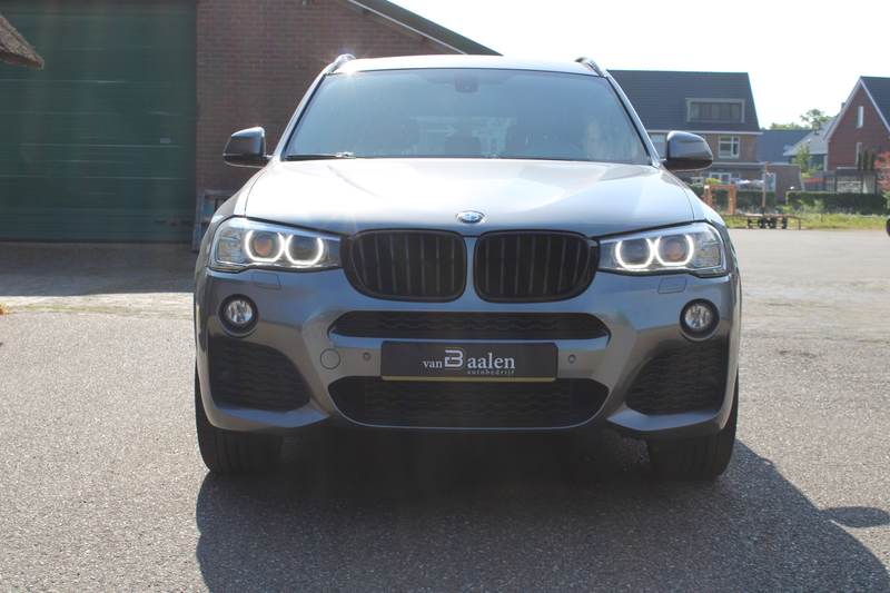 BMW X3 xDrive20i High Executive M-SPORT LEER NAVI PANO 14 — photo 15
