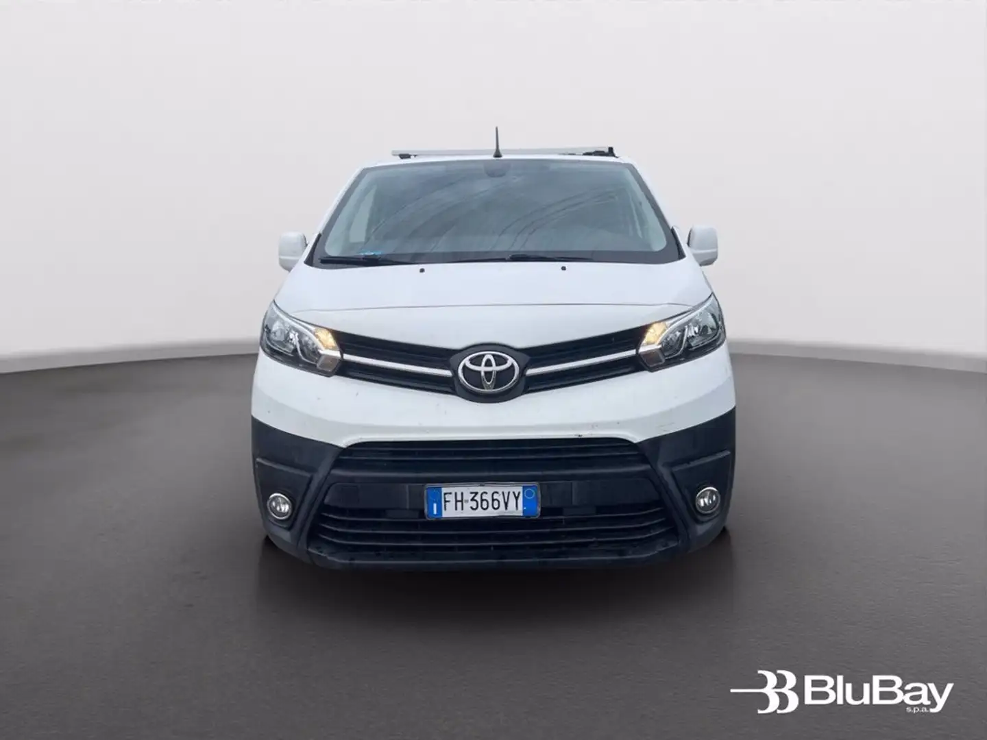 Toyota Proace 1.6D 115CV S&S PC-TN Furgone Compact 4p.10q Gris - 2