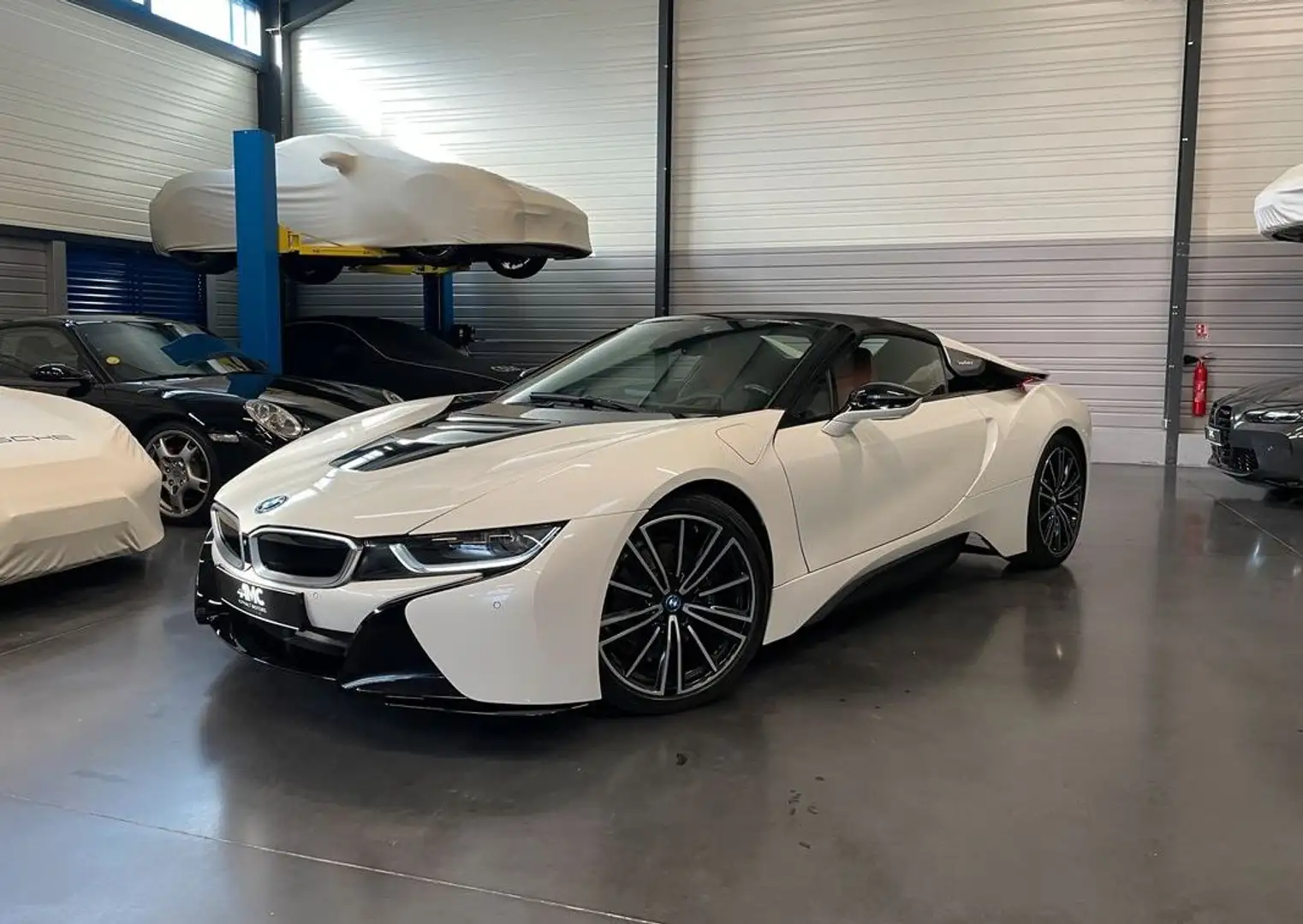 BMW i8 ROADSTER – 374 CV Garantie 12 mois offerte 45 000 KM Harman Jantes 20″ Blanco - 2