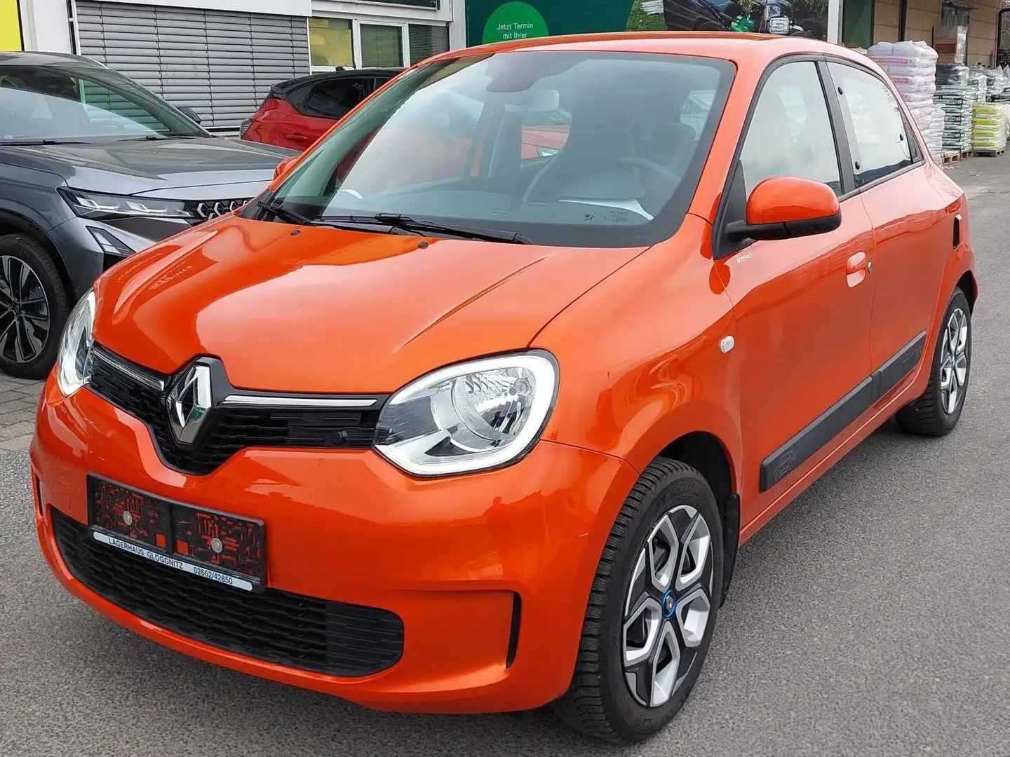 Renault Twingo Zen Electric Orange - 1
