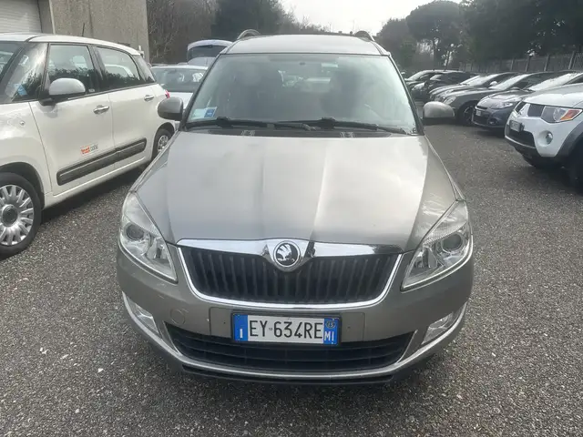Skoda Roomster 1.2 tsi Noire 86cv
