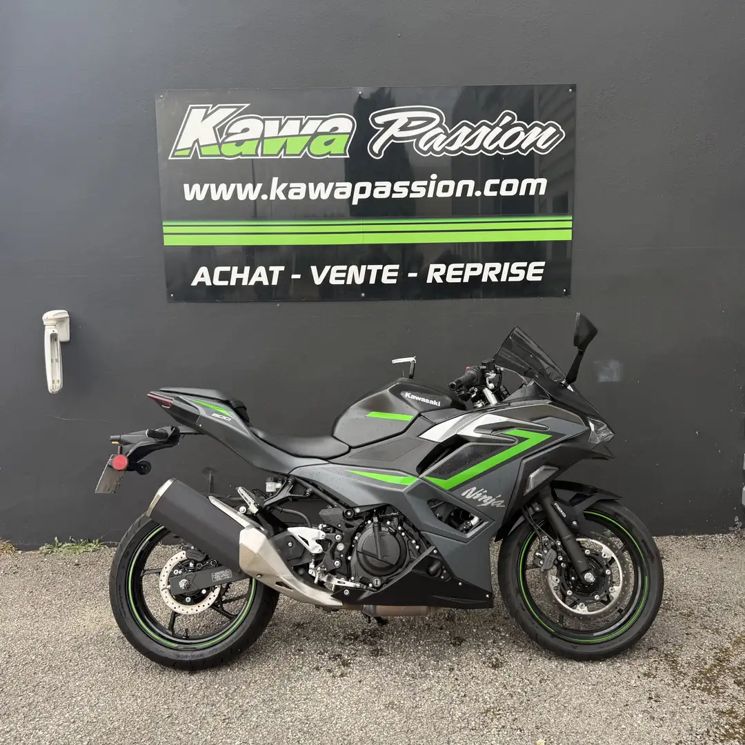 Kawasaki Ninja 500 SE Grau - 2
