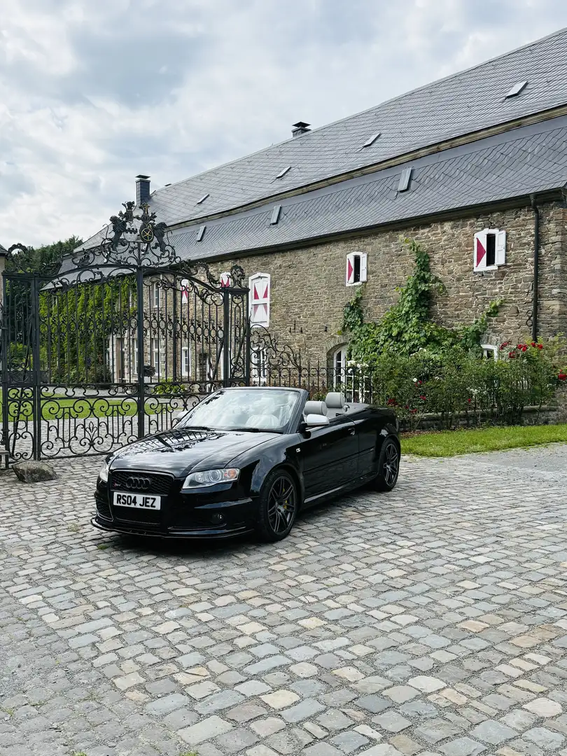 Audi RS4 Cabriolet B7 V8 RHD - 1