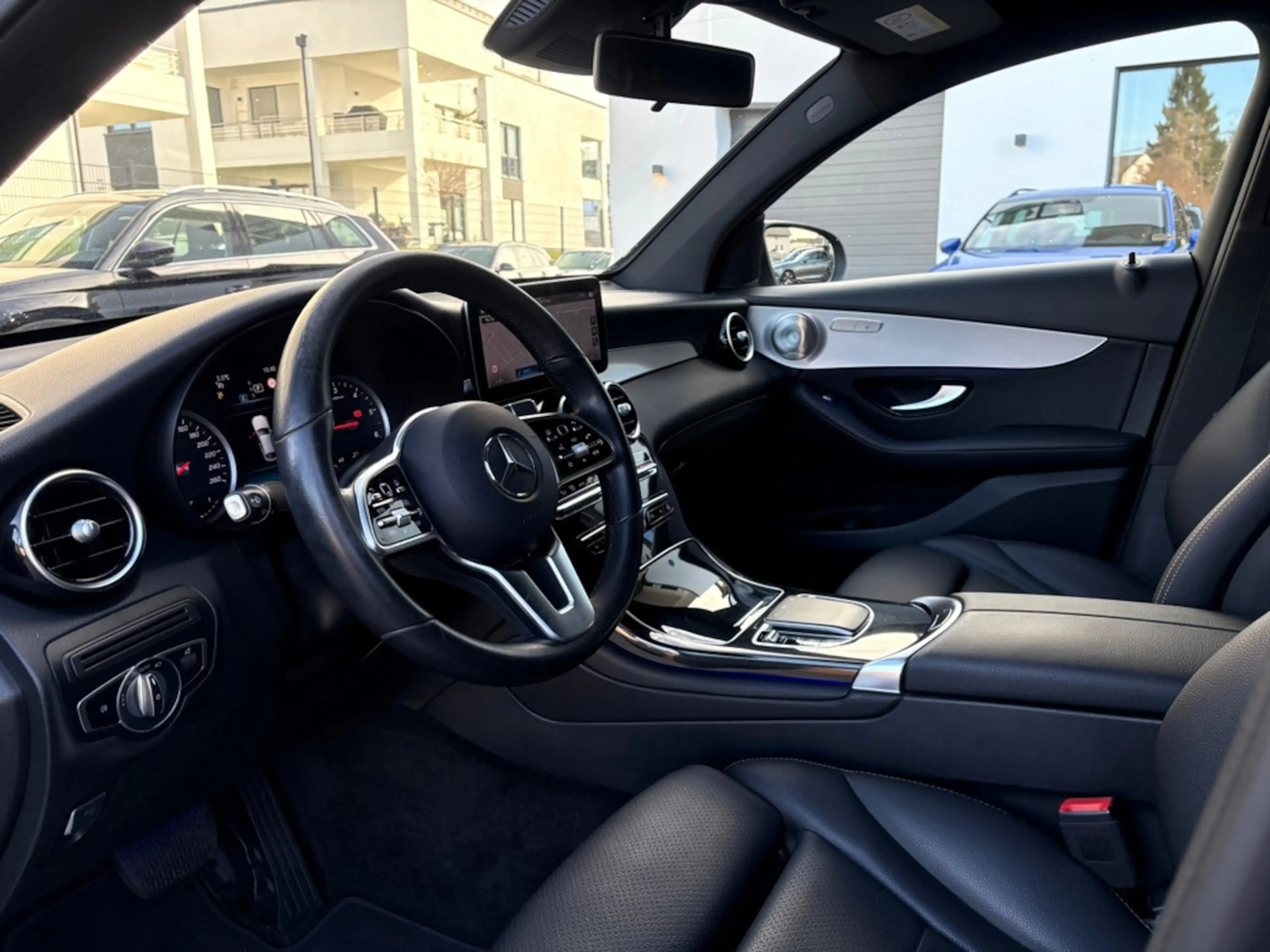 Mercedes-Benz GLC 220 d COUPE LEDER KAMERA BURMESTER 1.HAND — photo 10