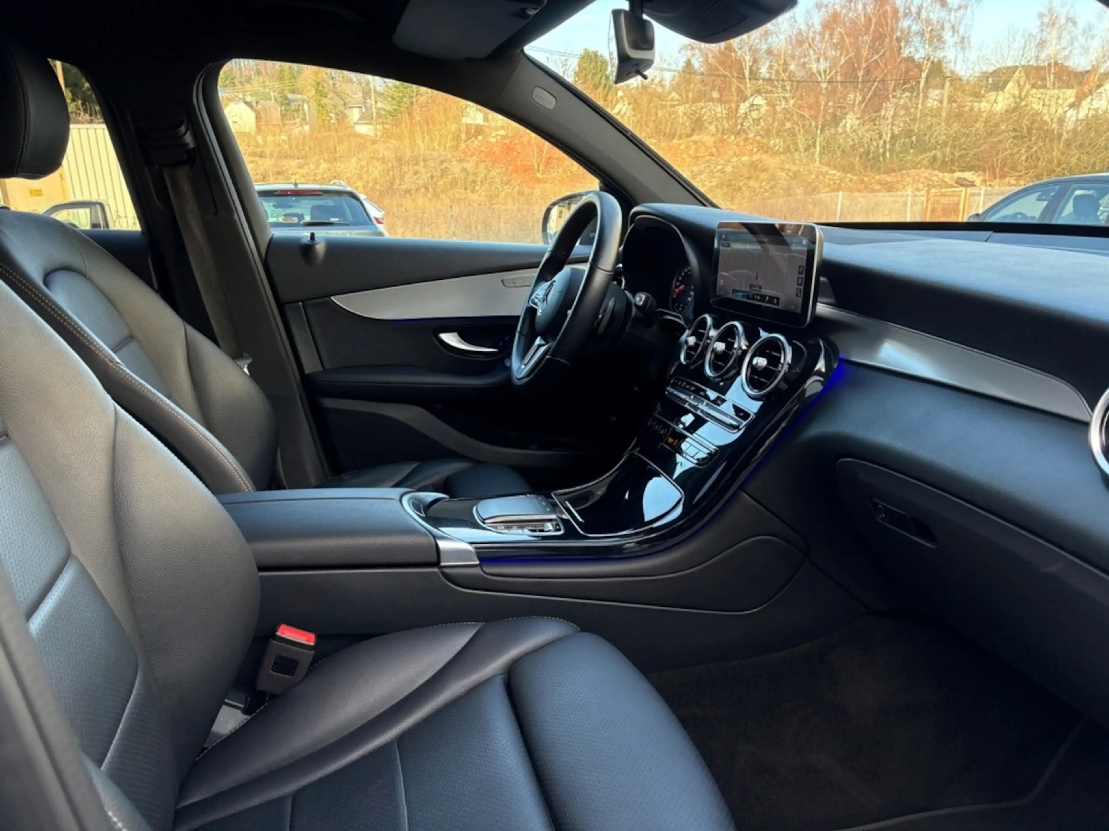 Mercedes-Benz GLC 220 d COUPE LEDER KAMERA BURMESTER 1.HAND — photo 6