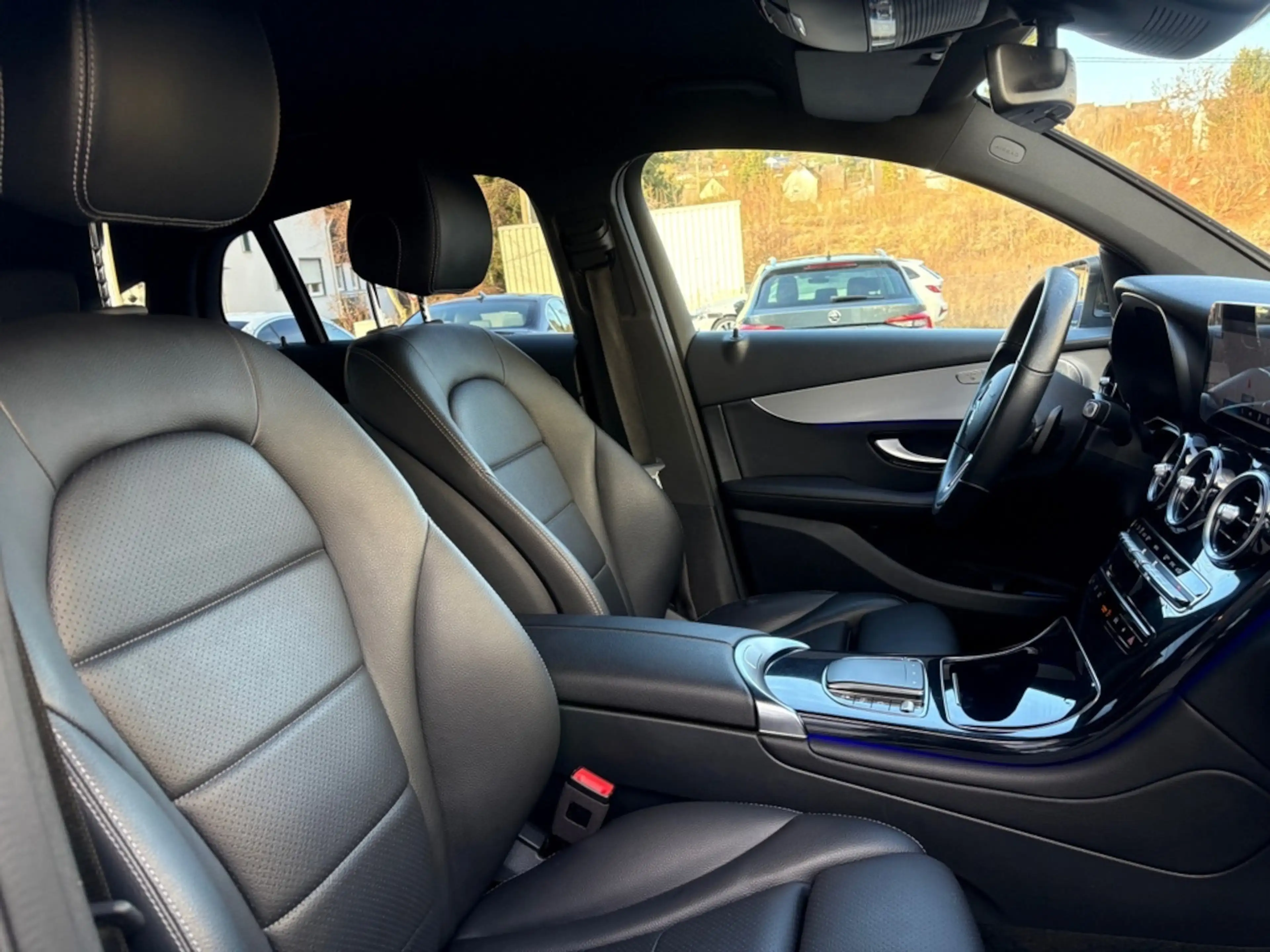Mercedes-Benz GLC 220 d COUPE LEDER KAMERA BURMESTER 1.HAND — photo 8