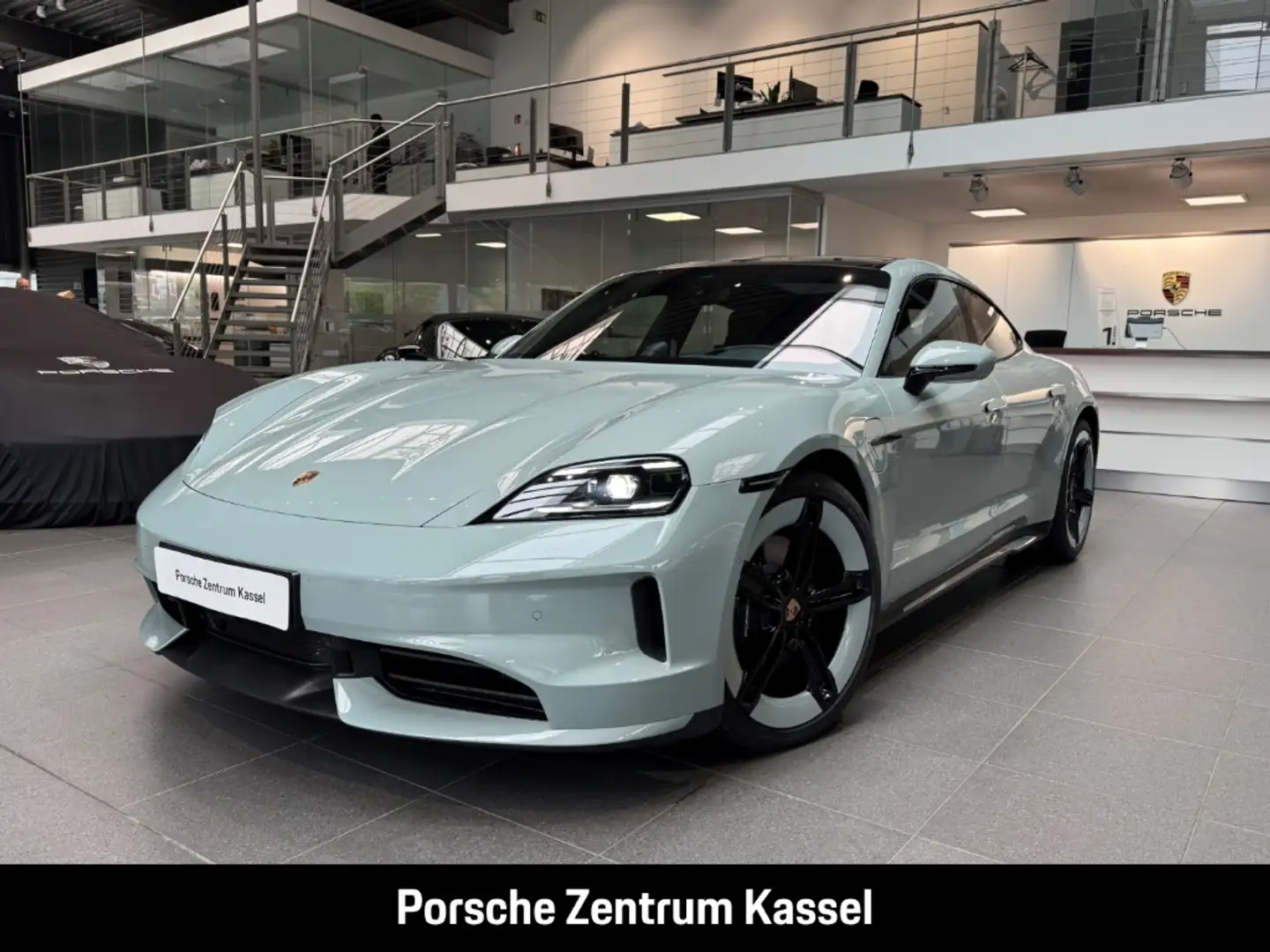 Porsche Taycan Plus 4 Vert - 1