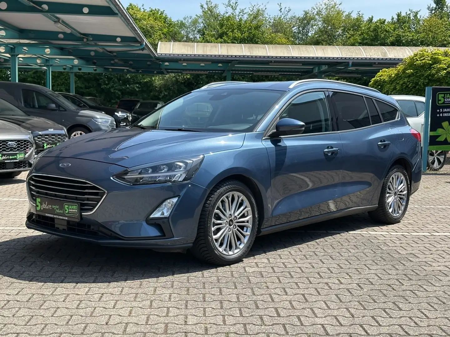 Ford Focus Turnier 1.5 EcoBoost Titanium *beh.Lenk*LED Bleu - 2