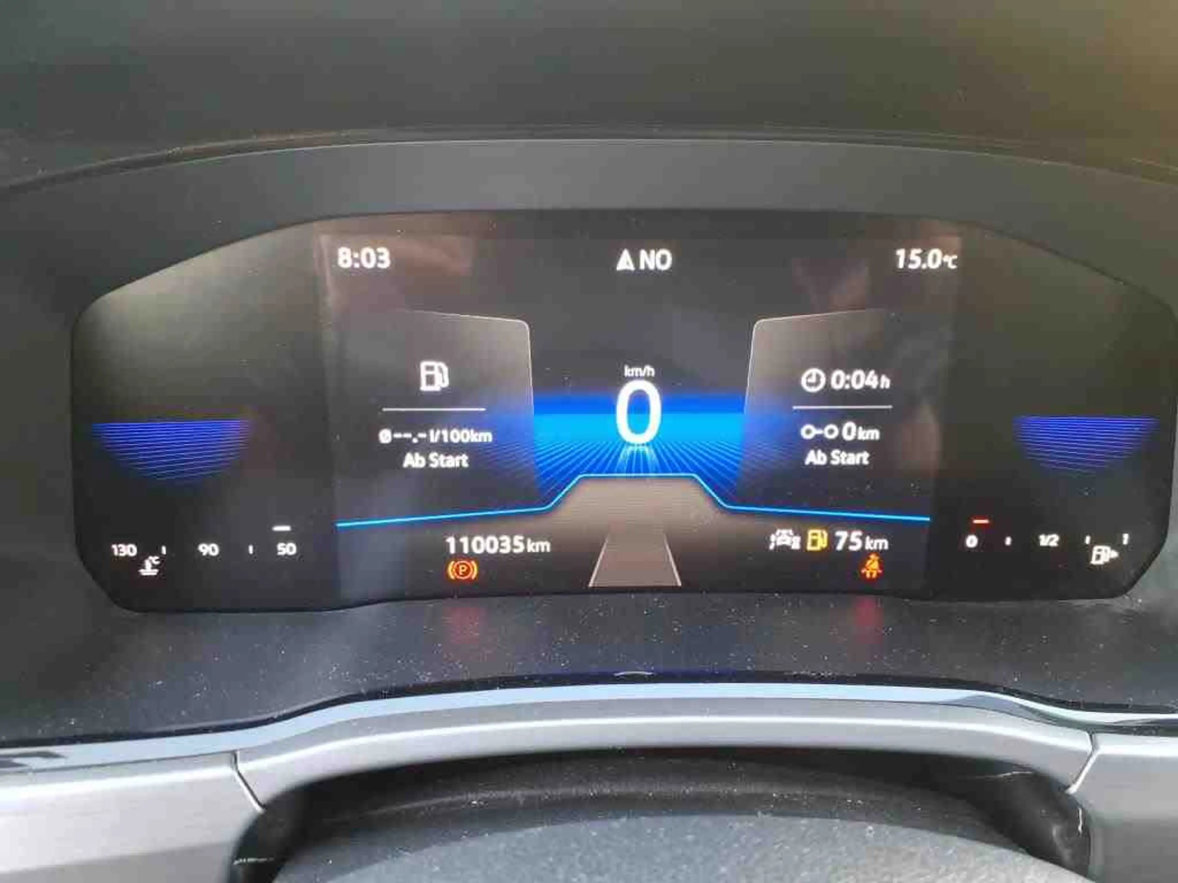 Volkswagen Touran Comfortline 2.0 TDI / Navi, LED, AHK, ACC — photo 5