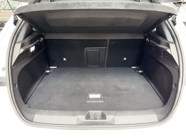 Opel Astra view 6