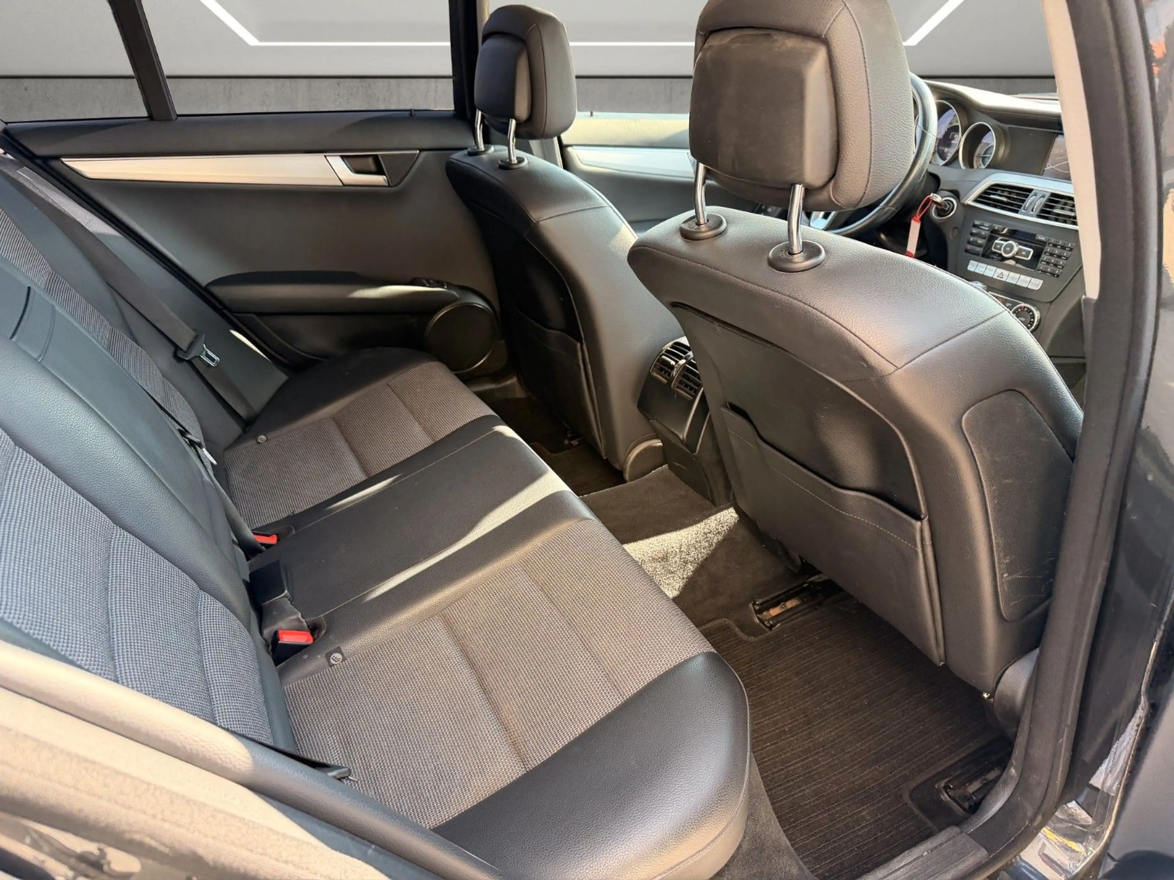 Mercedes-Benz C 220 T CDI Avantgarde*Xenon*COMAND*Autoamtik — photo 10