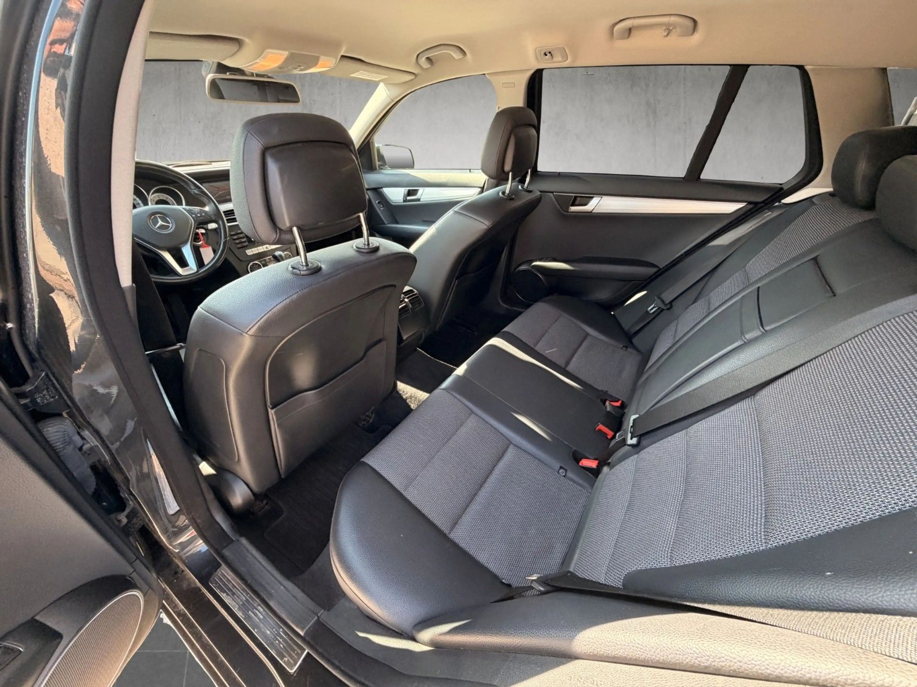 Mercedes-Benz C 220 T CDI Avantgarde*Xenon*COMAND*Autoamtik — photo 11