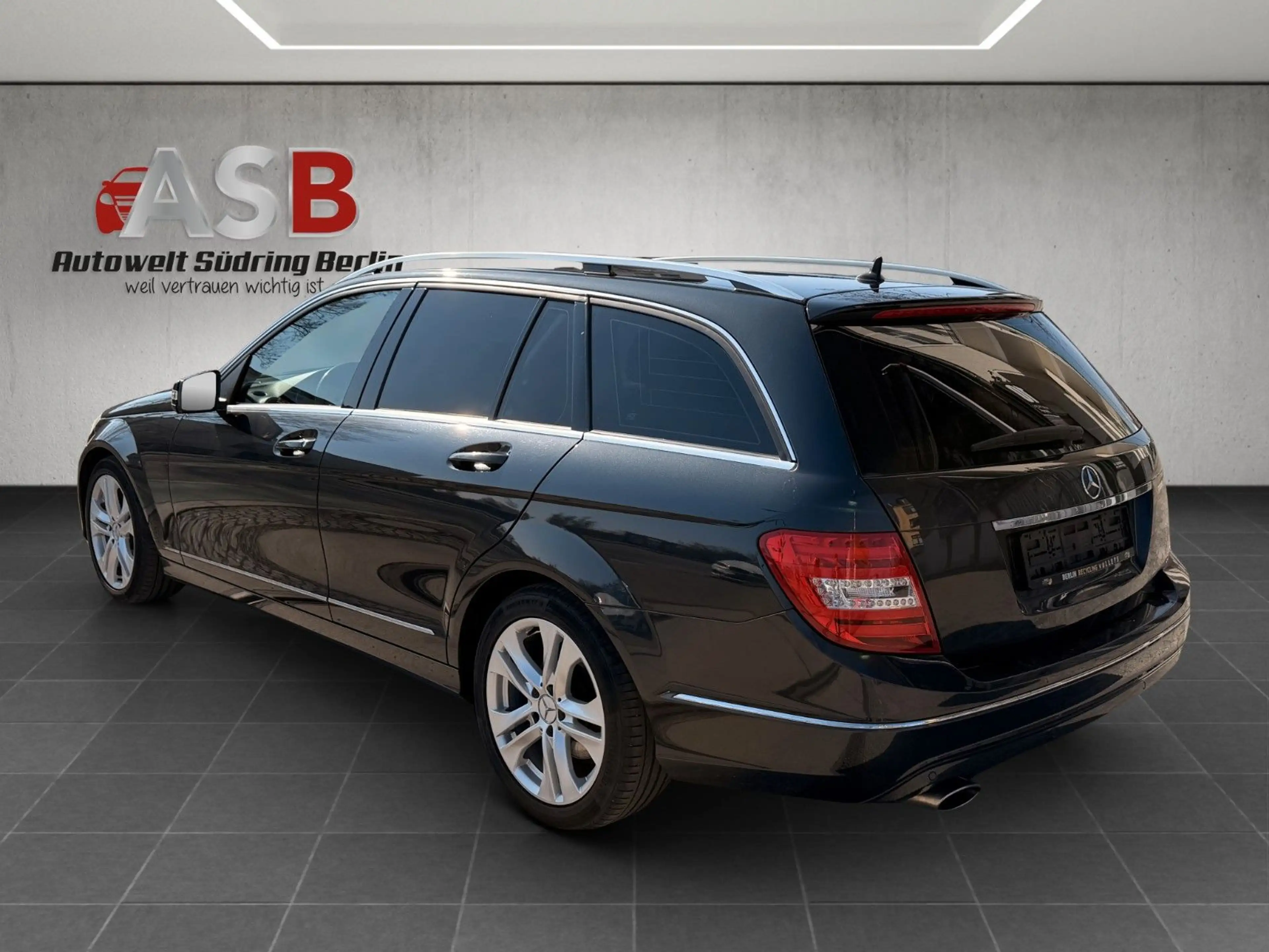 Mercedes-Benz C 220 T CDI Avantgarde*Xenon*COMAND*Autoamtik — photo 15